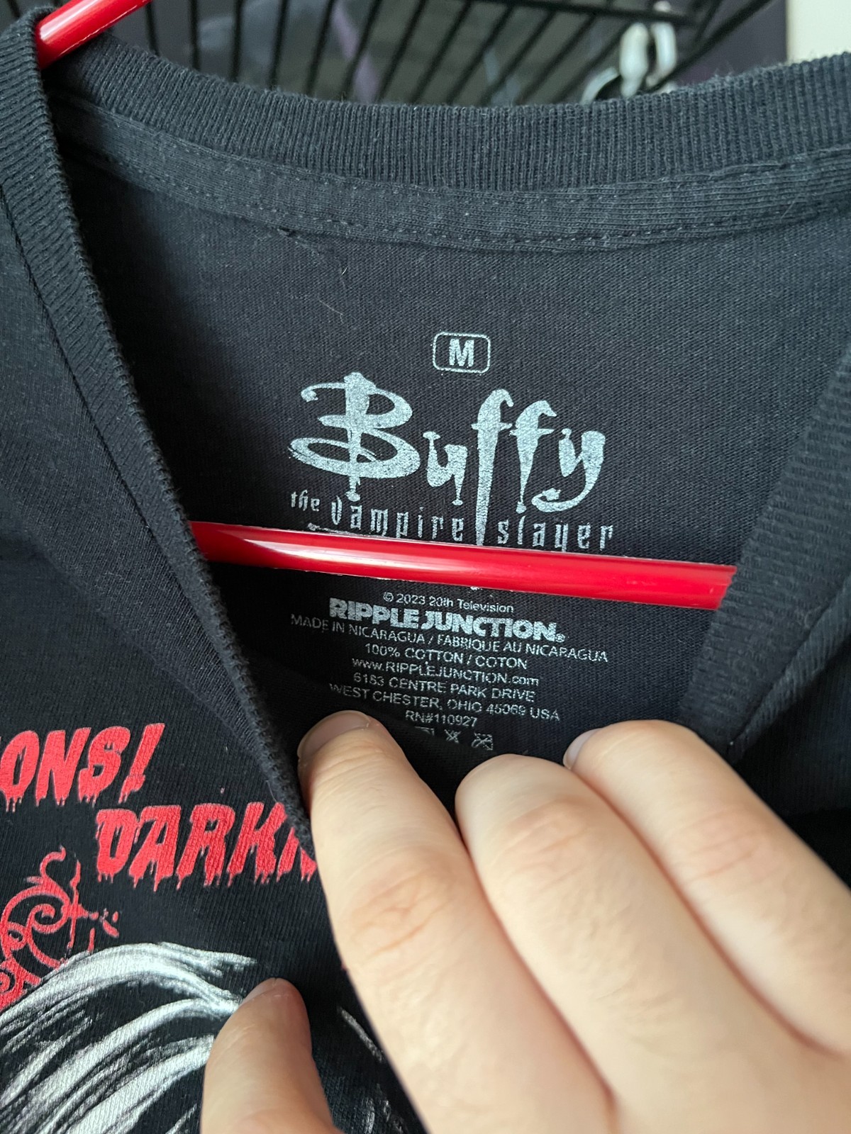 Buffy the Vampire Slayer Shirt (M)