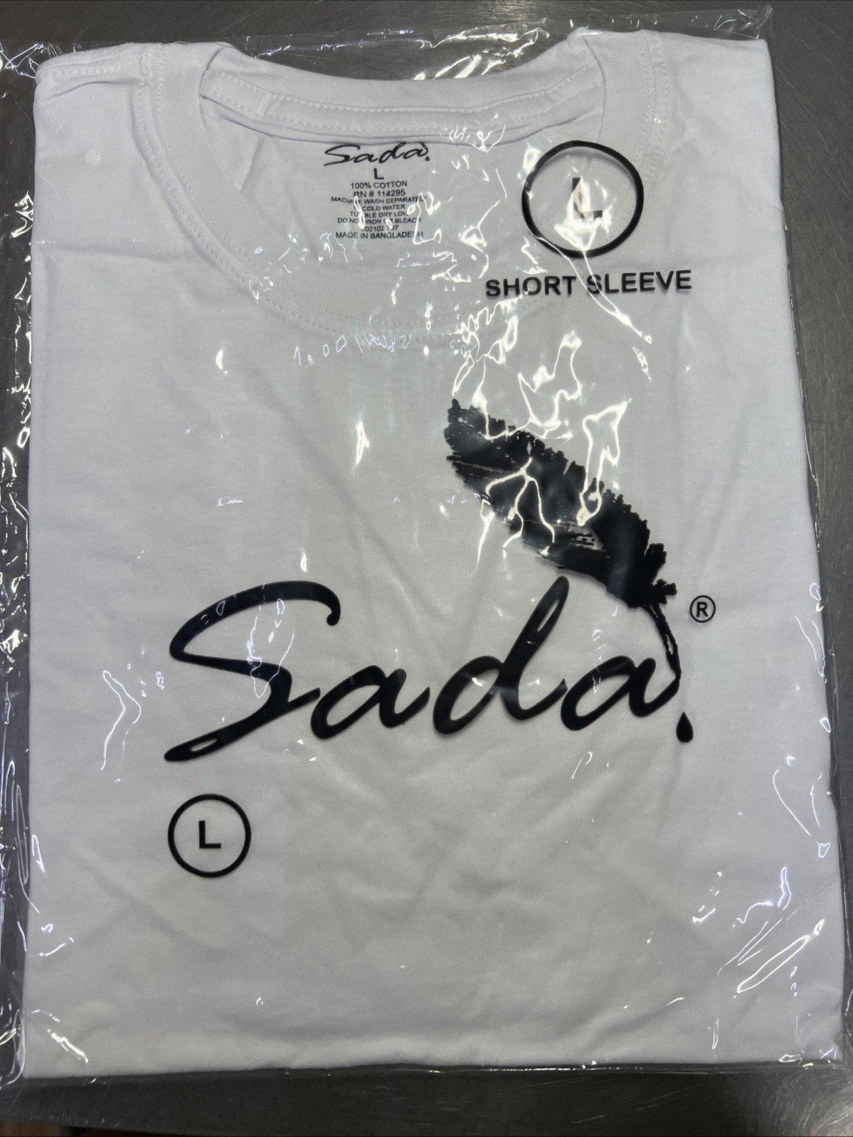 Sada Shirt Short Sleeve Crew Neck White Color Large Size