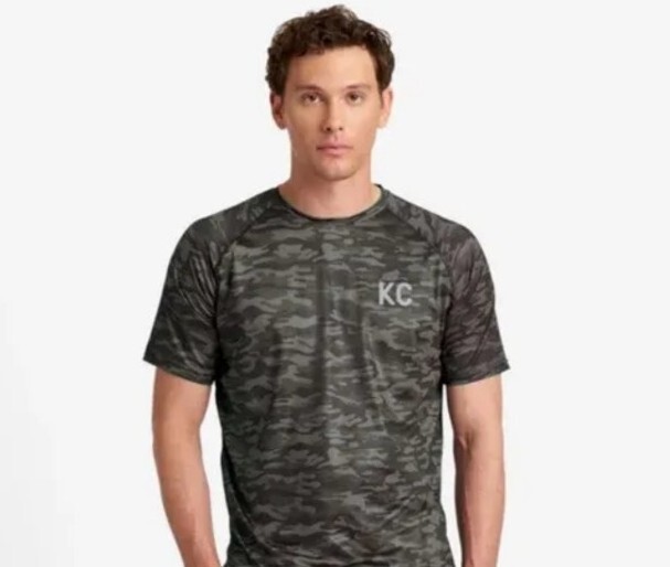 NWT Kenneth Cole Men’s Crew Neck Shirt LG Active Camouflage Black Camo