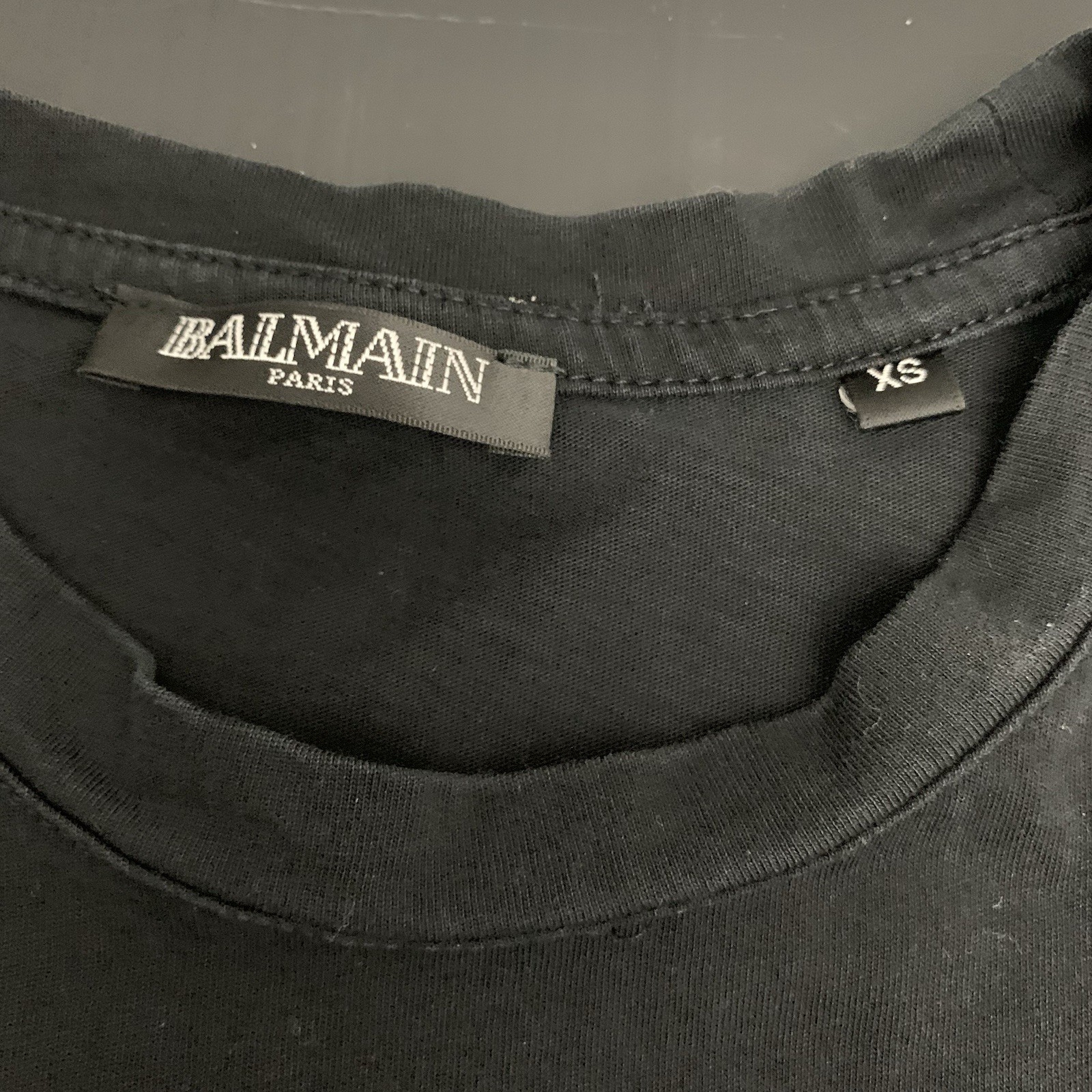 Balmain – Logo T Shirt Rhinestone Buttons – Black – Size: XS
