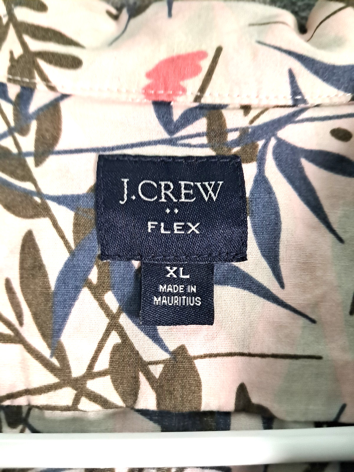 J Crew Flex Button Down Short Slv Shirts Lot of 2 Geometric & Floral Patterns XL