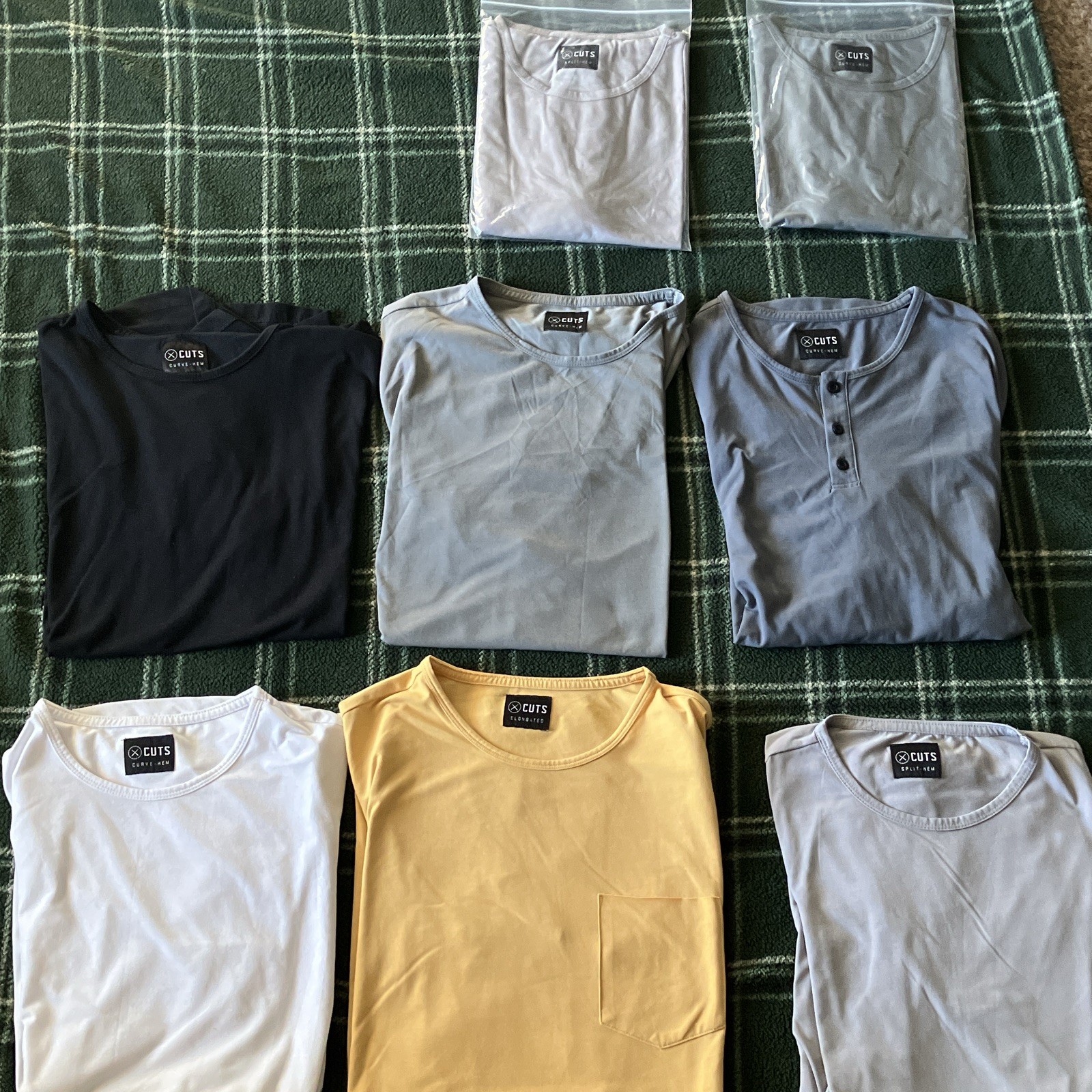 Cuts T-Shirt Lot Multicolor Curve-Hem & Split-Hem XL/L Sizes