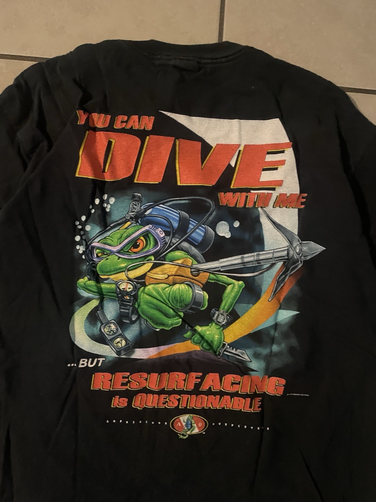 Amphibious Outfitters Vtg 3D Diving Frog Spear Fishing Diver Aquatic T Shirt XL