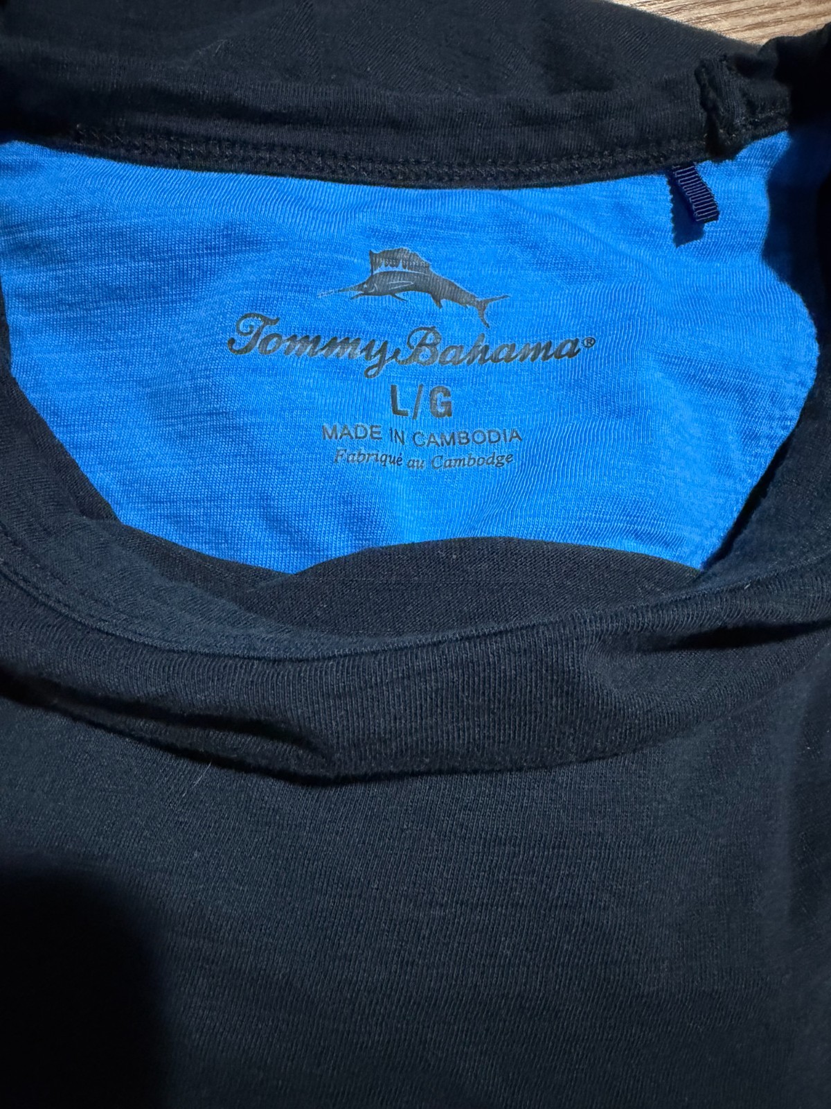 EUC Men’s Black Tommy Bahama Size Large T-Shirt