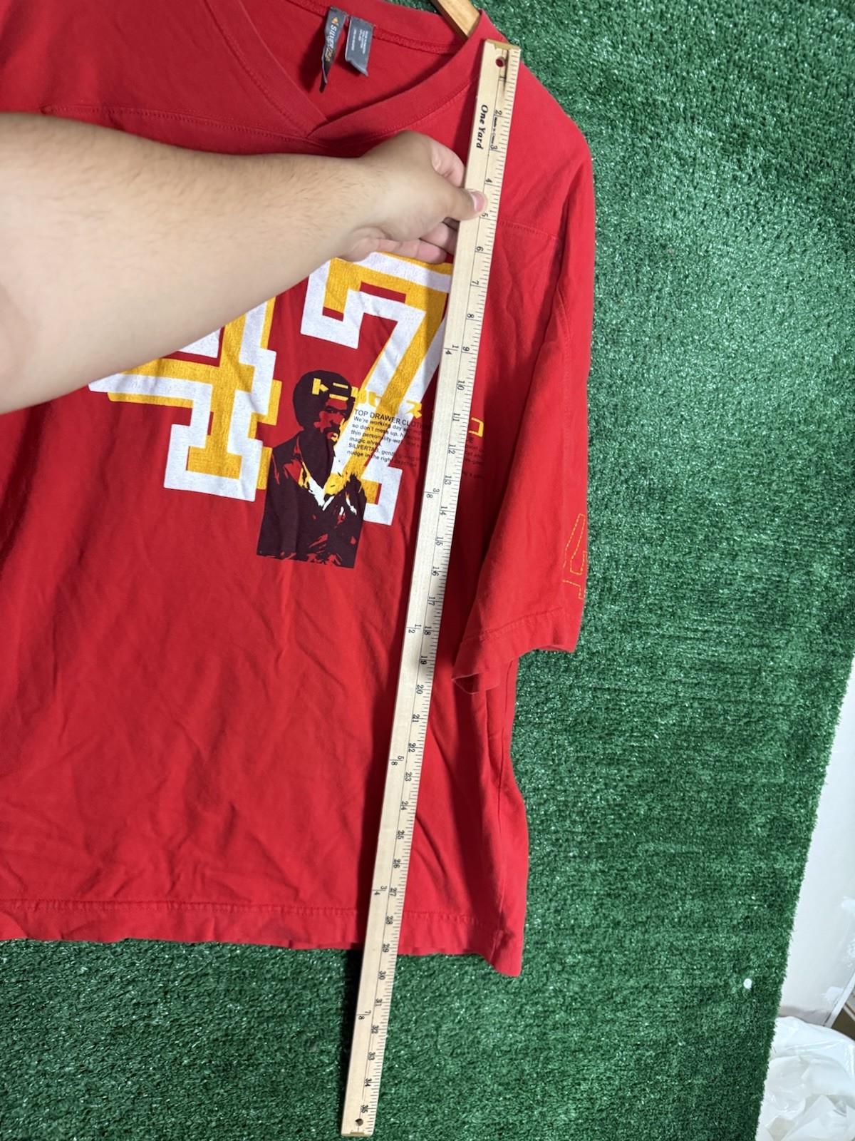 VTG Levis Silver tab 47 Top Drawer Clothing T Shirt Adult L Red Chinese Letter