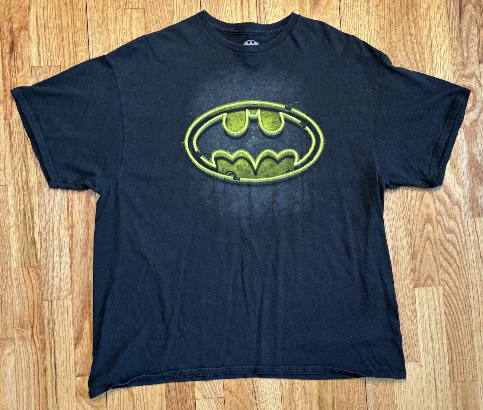 Batman Neon Bat Signal DC Comics 2XL Graphic T-Shirt