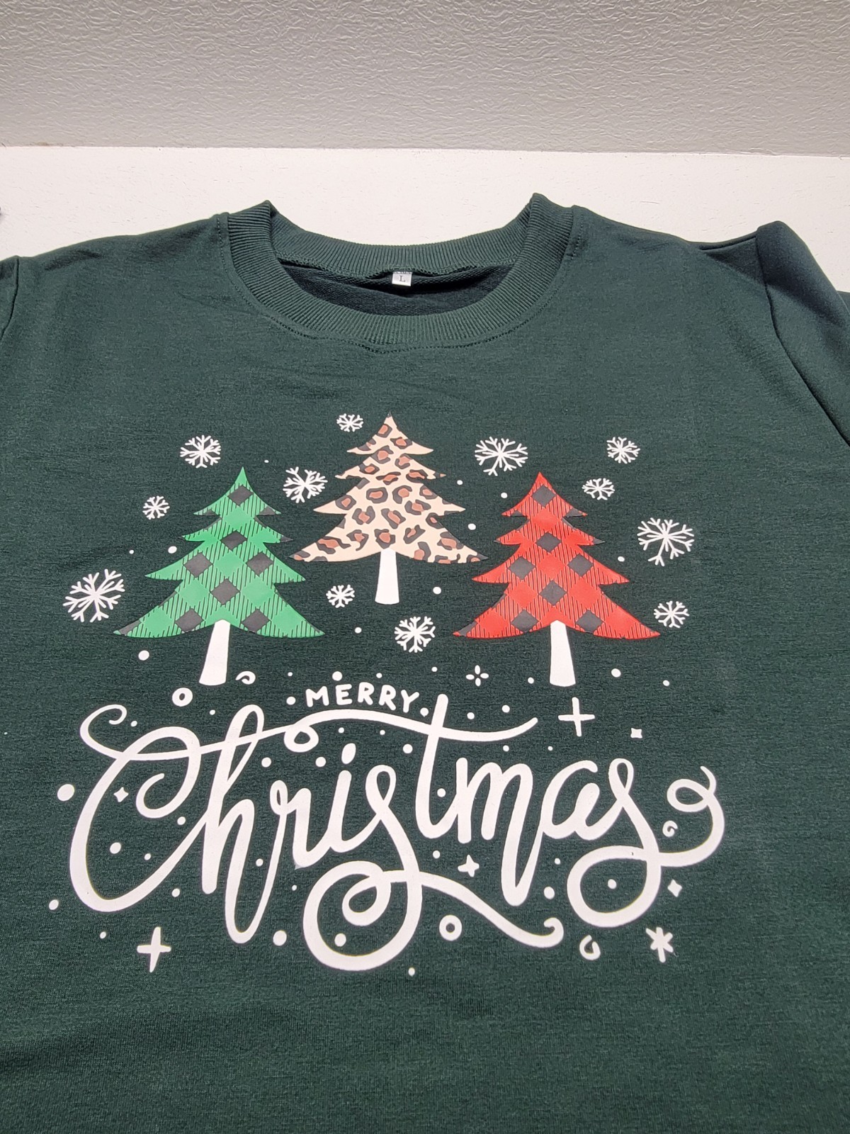 Christmas Tree Shirt Women’s XL Green Plaid Holiday Graphic Long Sleeve