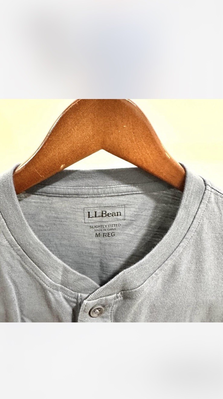 L.L.Bean Men’s Blue Solid Henley Button Slim Fit Short Sleeve T-Shirt Size M