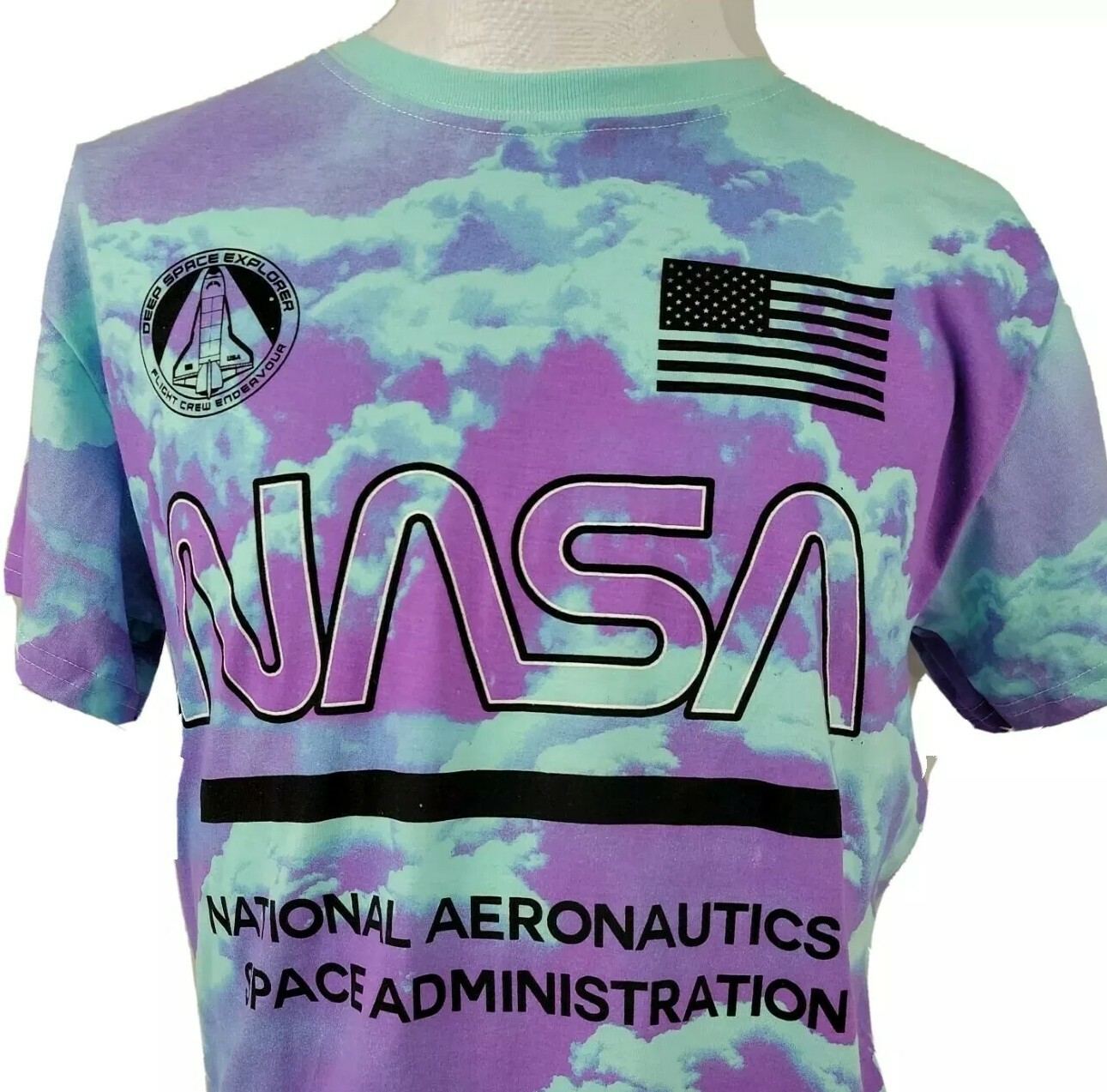 NASA (L) Sky Logo Space Aeronautics Men’s T-Shirt Large Poly Cotton Blend