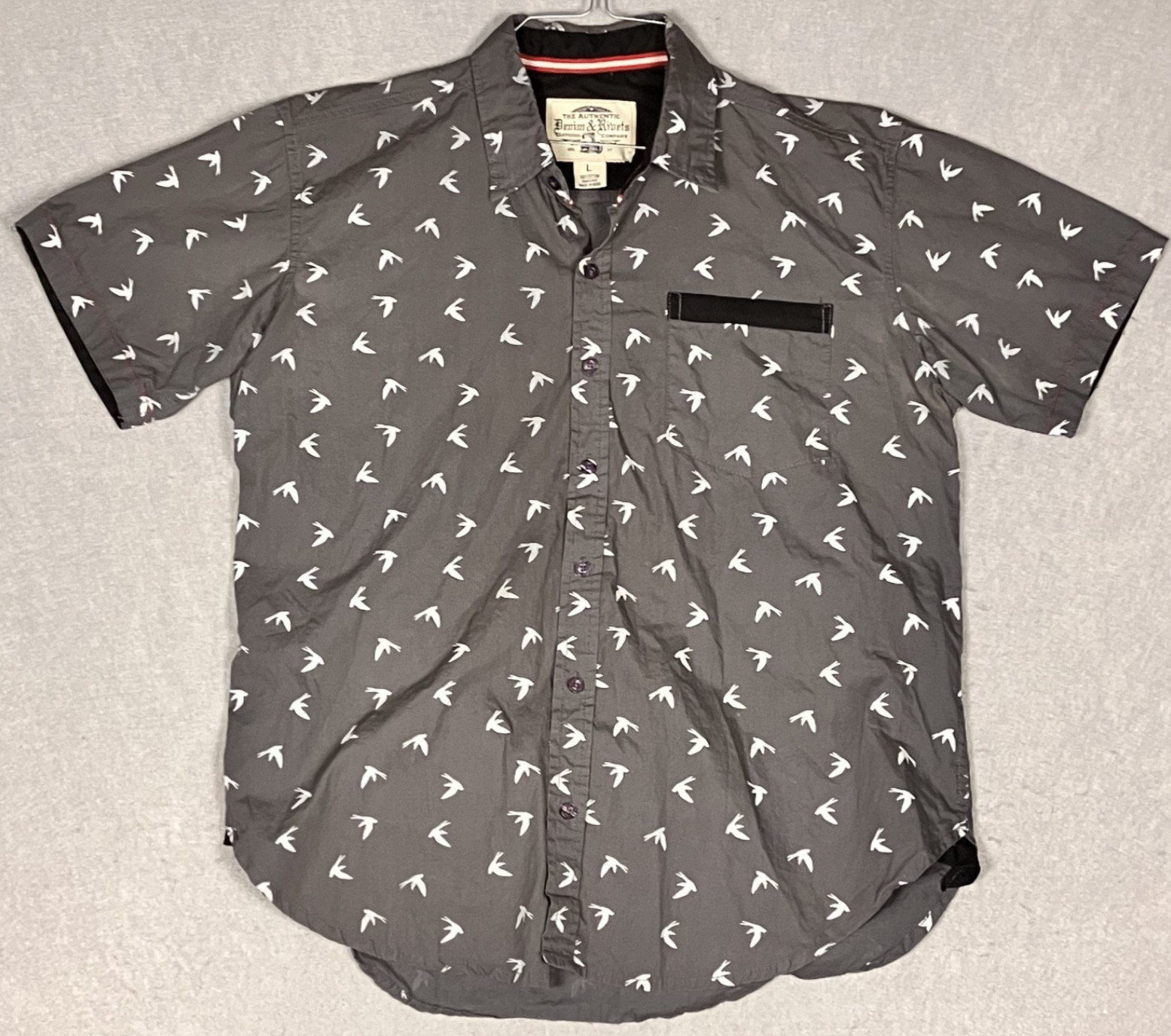 Denim & Rivets Mens Large Gray Button Up Short Sleeve With Birds Flying #2713