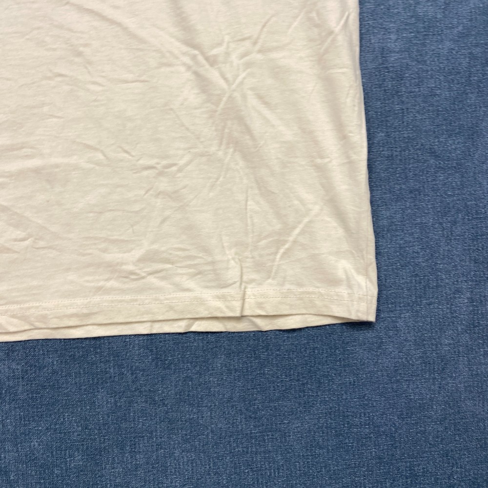 Columbia Sportswear Company T Shirt Mens Small Ivory Cotton Wordmark Logo Tee