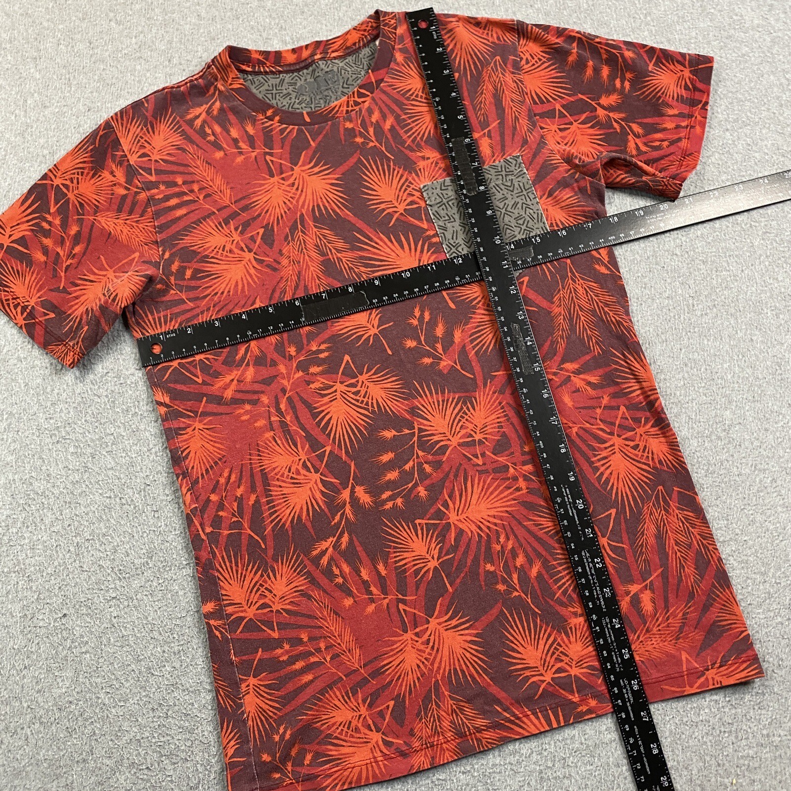 Vans Shirt Men Medium OTW Collection Tropical Print Pocket Tee Skater Streetwear