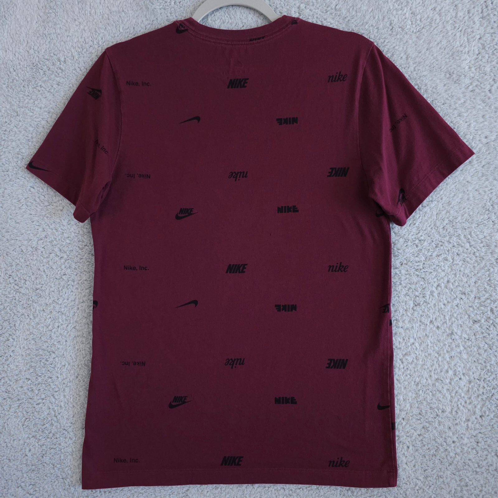 Nike NSW Club Shirt Mens Small Red Black All Over Print AOP Logo Crew Neck Tee