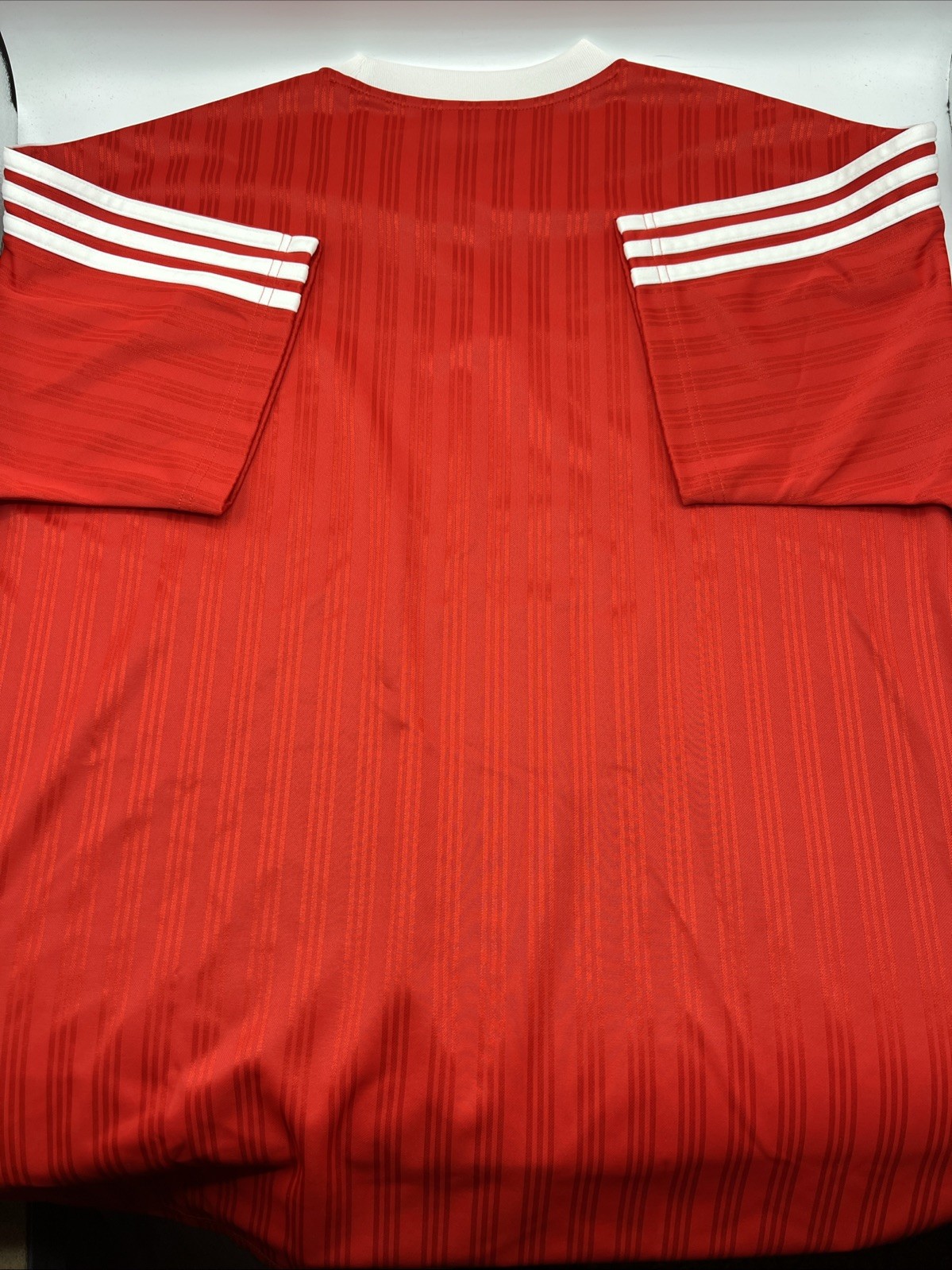 adidas originals Adicolor Poly Tee Men’s Size M Red White Stripes Shirt New