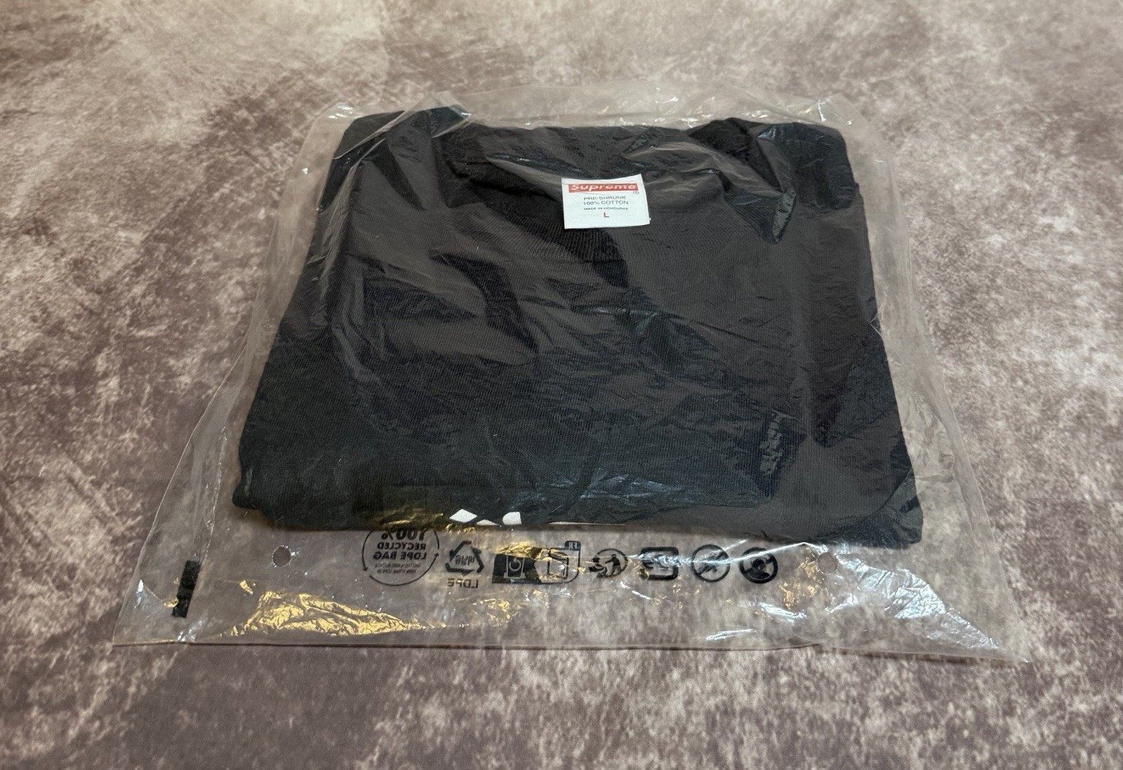 🔥Supreme Box Logo Tee Arabic – Large – Fast Free Shipping🔥