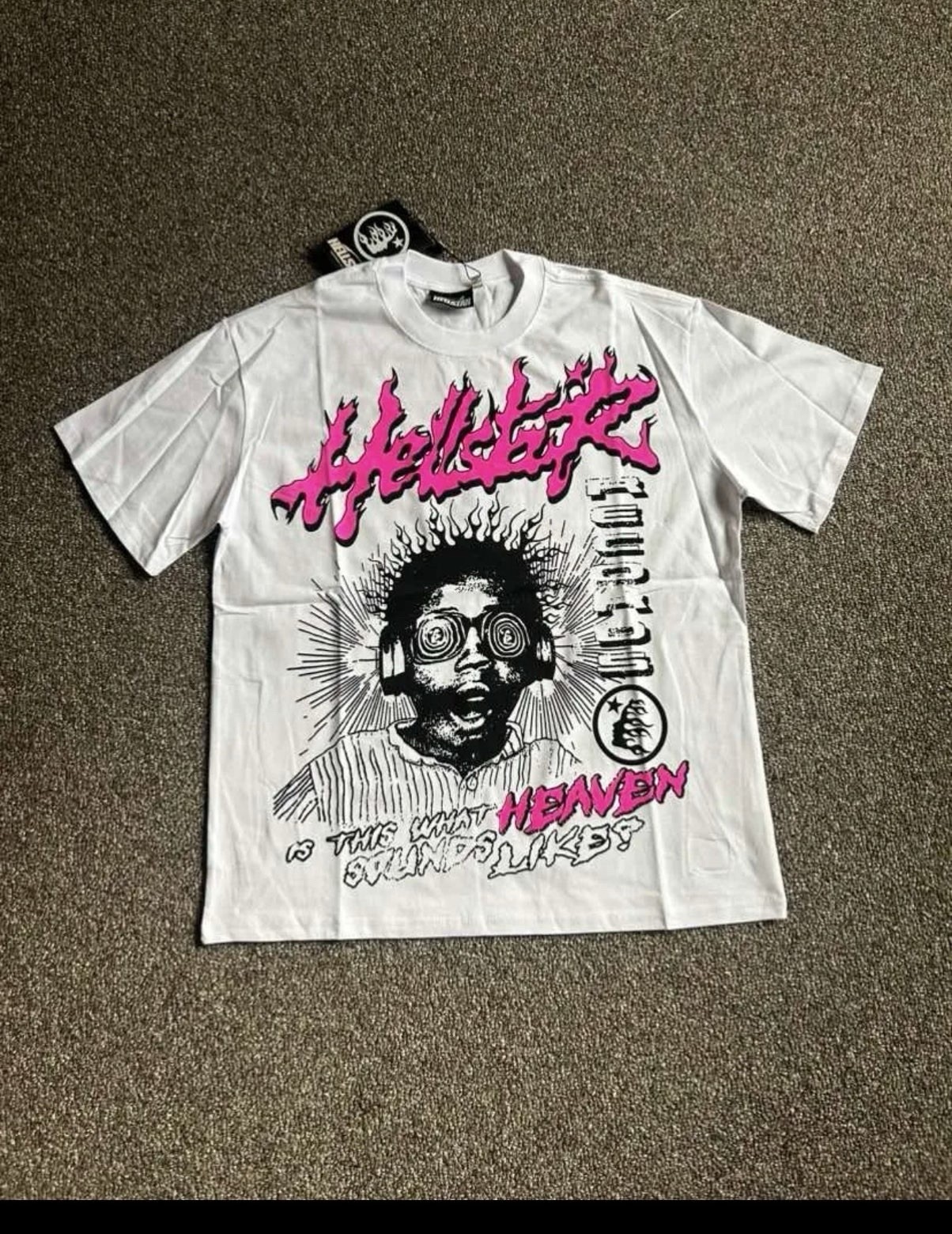 Hellstar Men’s Graphic Tee If you want to buy 1 each is 70 dollars