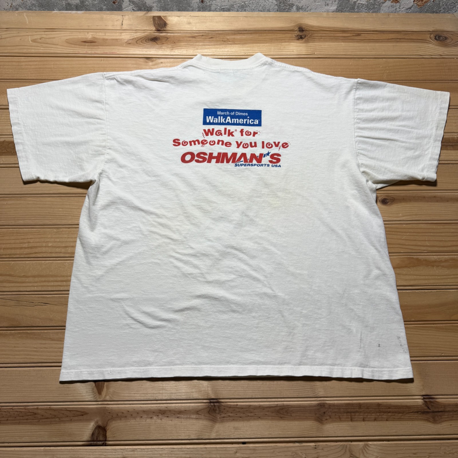 Vintage 90s Oshman’s Supersports USA Boxing Gloves Everlast Graphic T-Shirt – XL