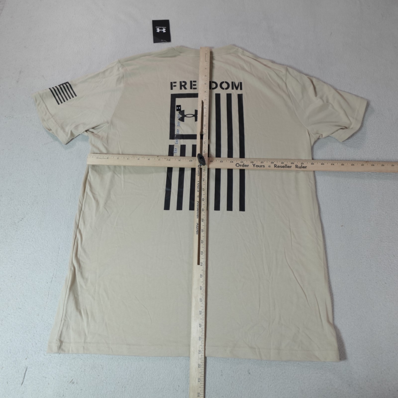 Under Armour Freedom Shirt Mens XL Loose Beige Flag Patriotic USA America T New