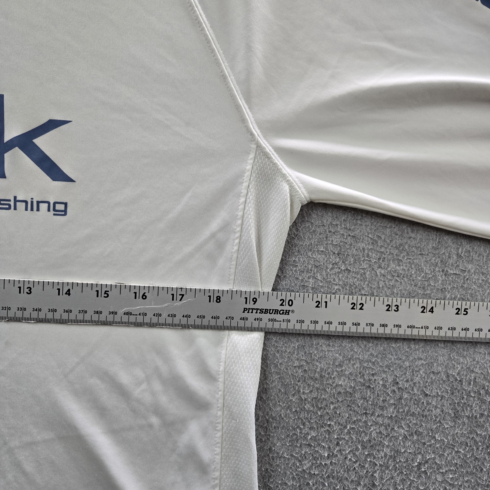Huk Men Shirt M White Logo Text Activewear Long Sleeve