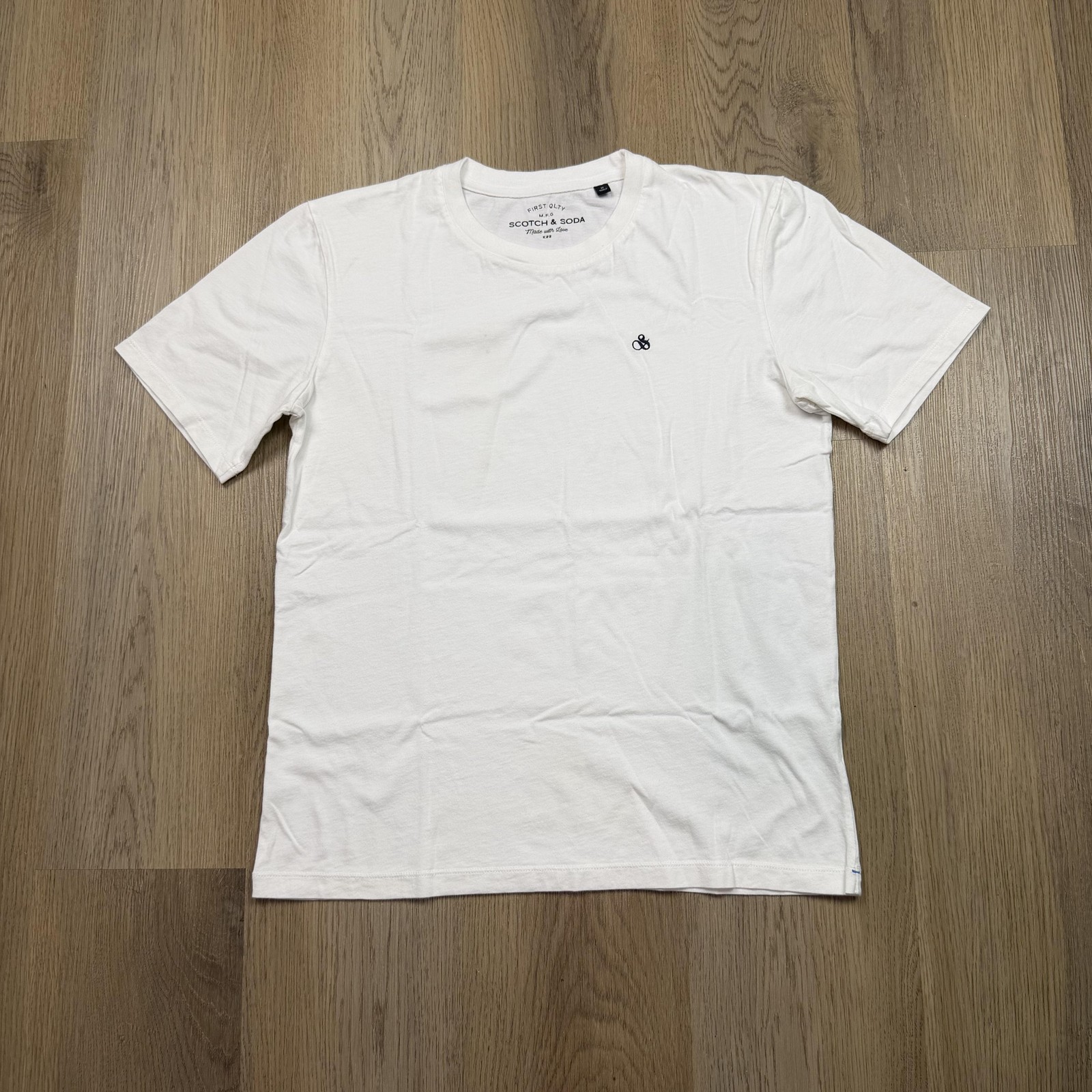 Scotch & Soda Shirt Mens Medium White Ampersand Logo Crewneck Basic Graphic Tee