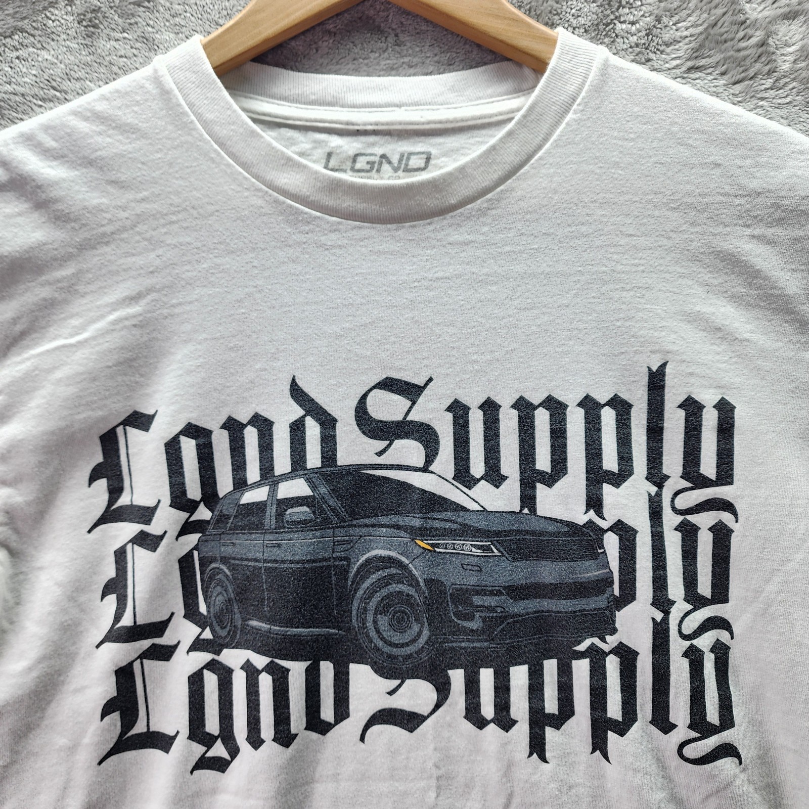 LGND Supply Co Graphic T Shirt Mens Medium White Streetwear Car SUV Print