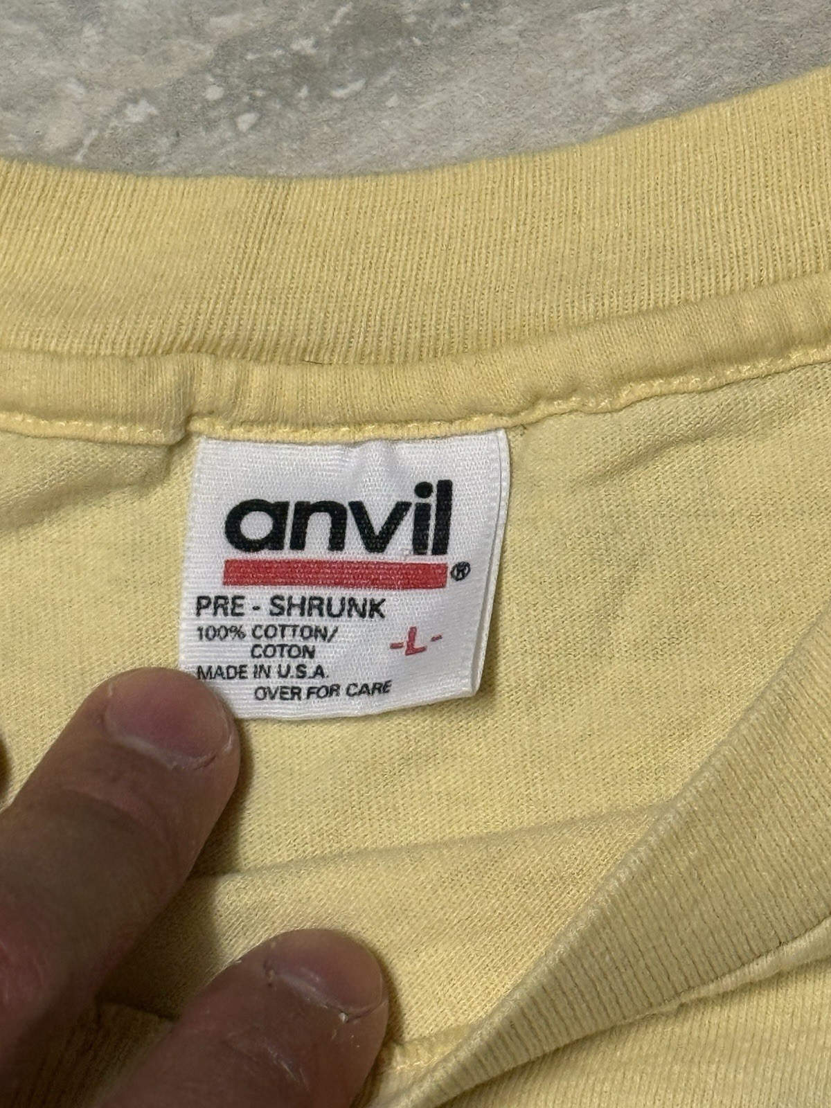 Vintage Y2K Leavenworth, WA Flowers Yellow Tshirt Sz Adult Large Anvil Red Boxy