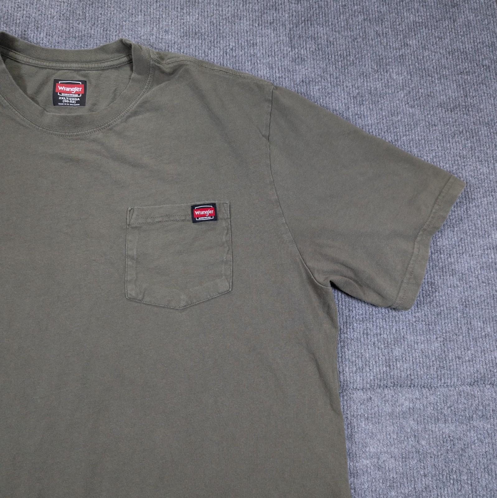 Wrangler Workwear Men’s 2XLT Tall Green Short Sleeve Pocket Tee