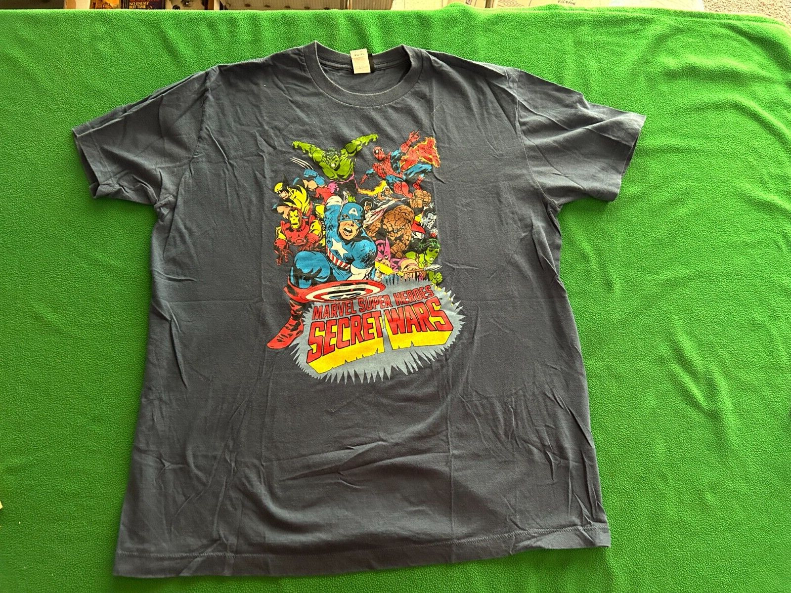 SECRET WARS Marvel Mad Engine Vintage Graphics T-Shirt, Men’s Large, Navy Blue