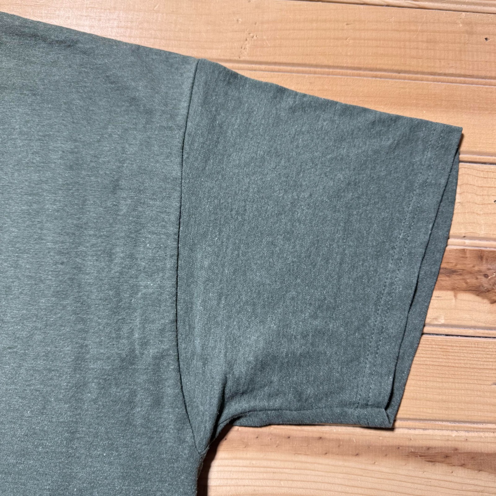 Vintage 90s Forever Free Native American Wolf Heather Graphic T-Shirt – Size XXL