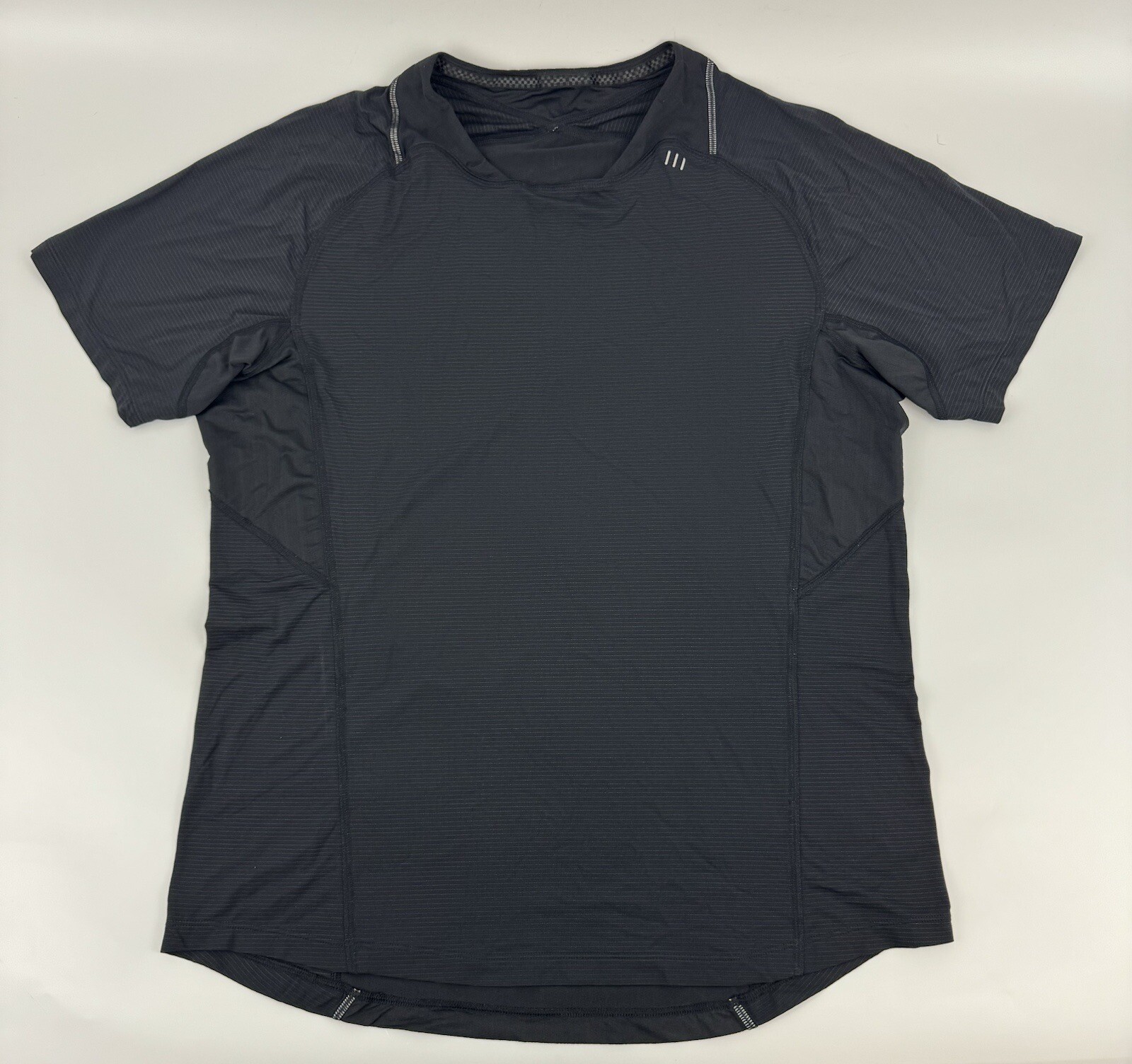 Lululemon Short Sleeve Square Neck T-Shirt Sz L? 41” Chest Black Men