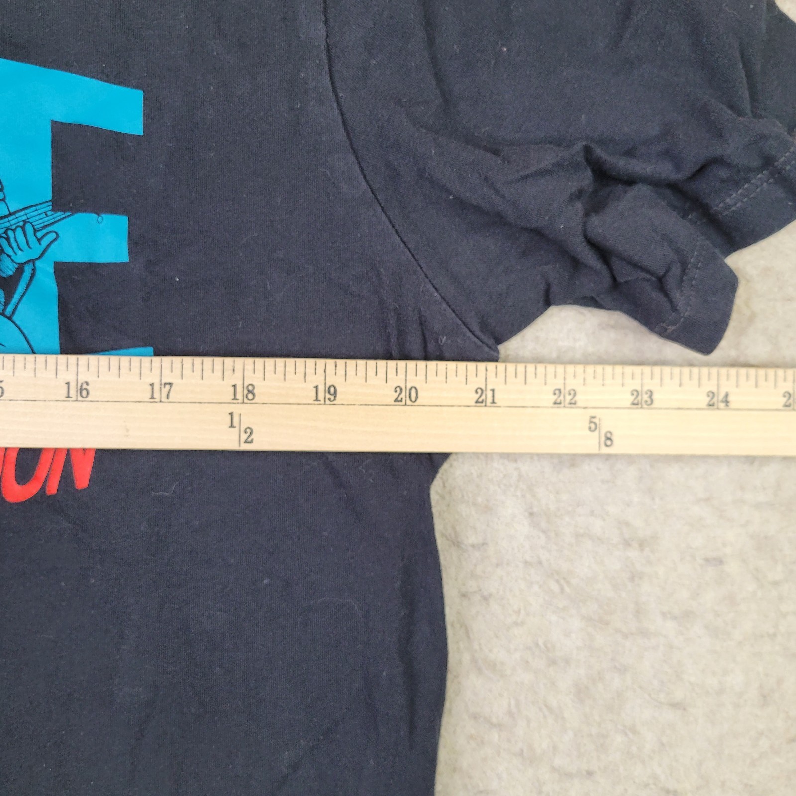 True Religion World Tour T Shirt Mens L Black Short Sleeve Blue Logo Spellout