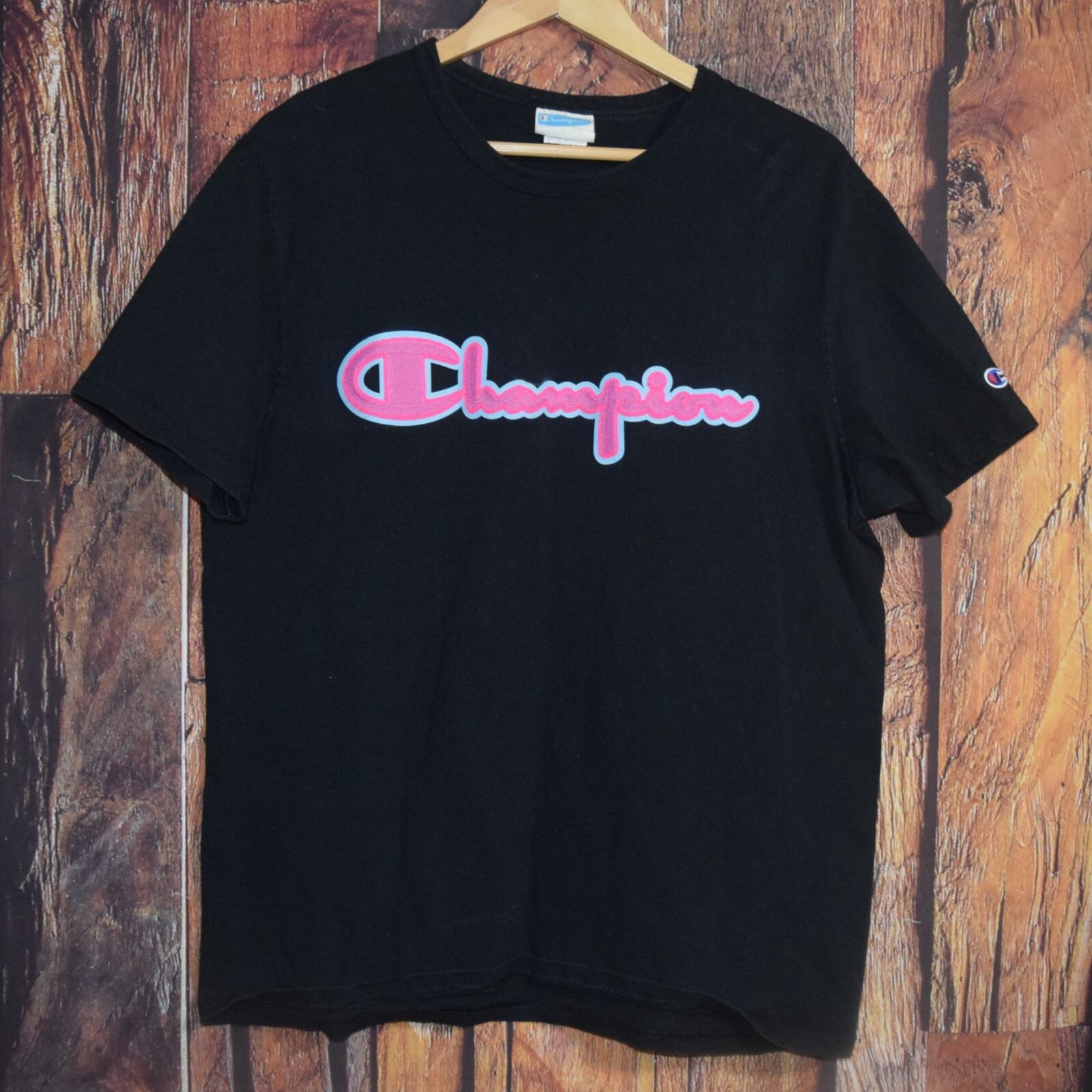 CHAMPION Men’s Sz L Embellished Tee T-SHIRT