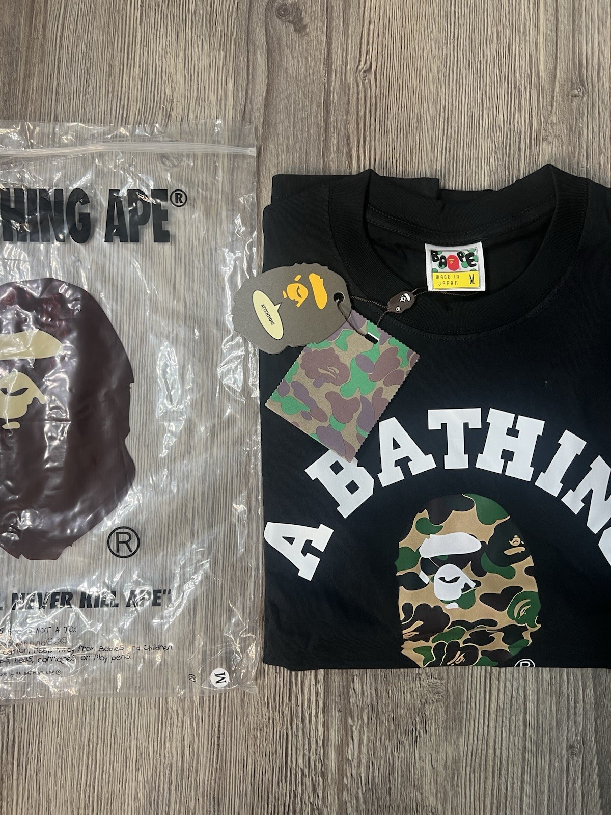 A Bathing Ape BAPE Men’s College Ape Head Logo Graphic Tee Black M SS