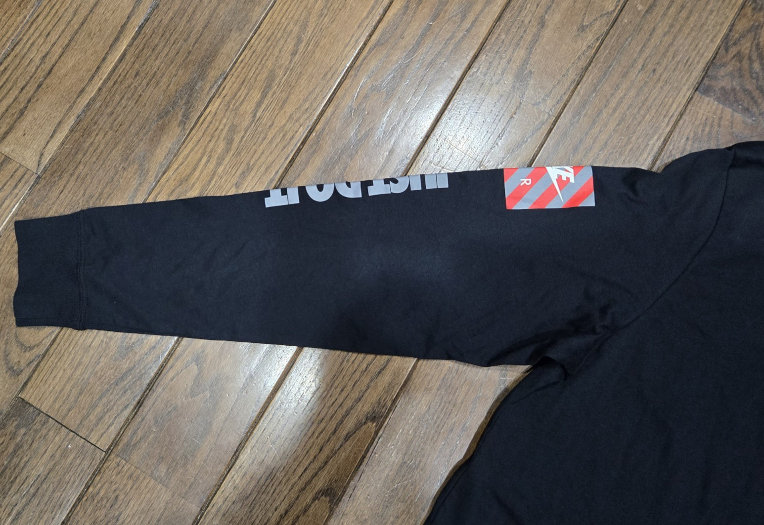 Nike Sportswear NSW Swoosh By Air Long Sleeve Black Shirt Men’s XL NWT