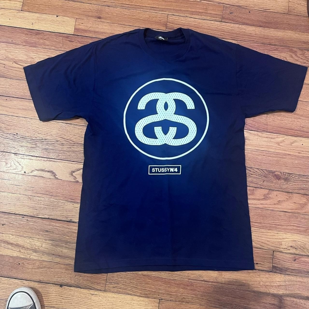 stussy 90s streetwear t-shirt size medium