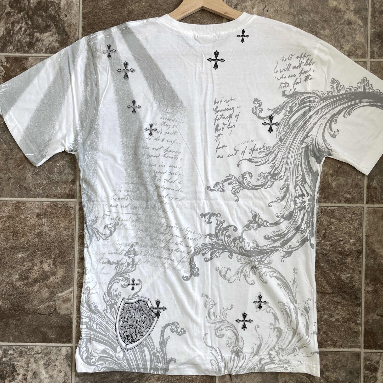 VTG ODM Men’s Faith V-Neck XL T-Shirt Cross Graphic Tee Affliction Style Y2K