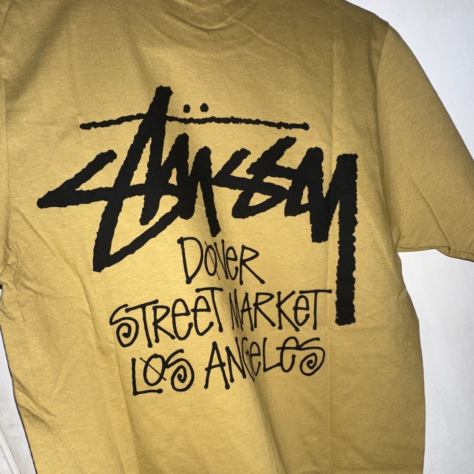 Stussy Dover Street Market Los Angeles Graphic Tan T-Shirt Men’s S Crew