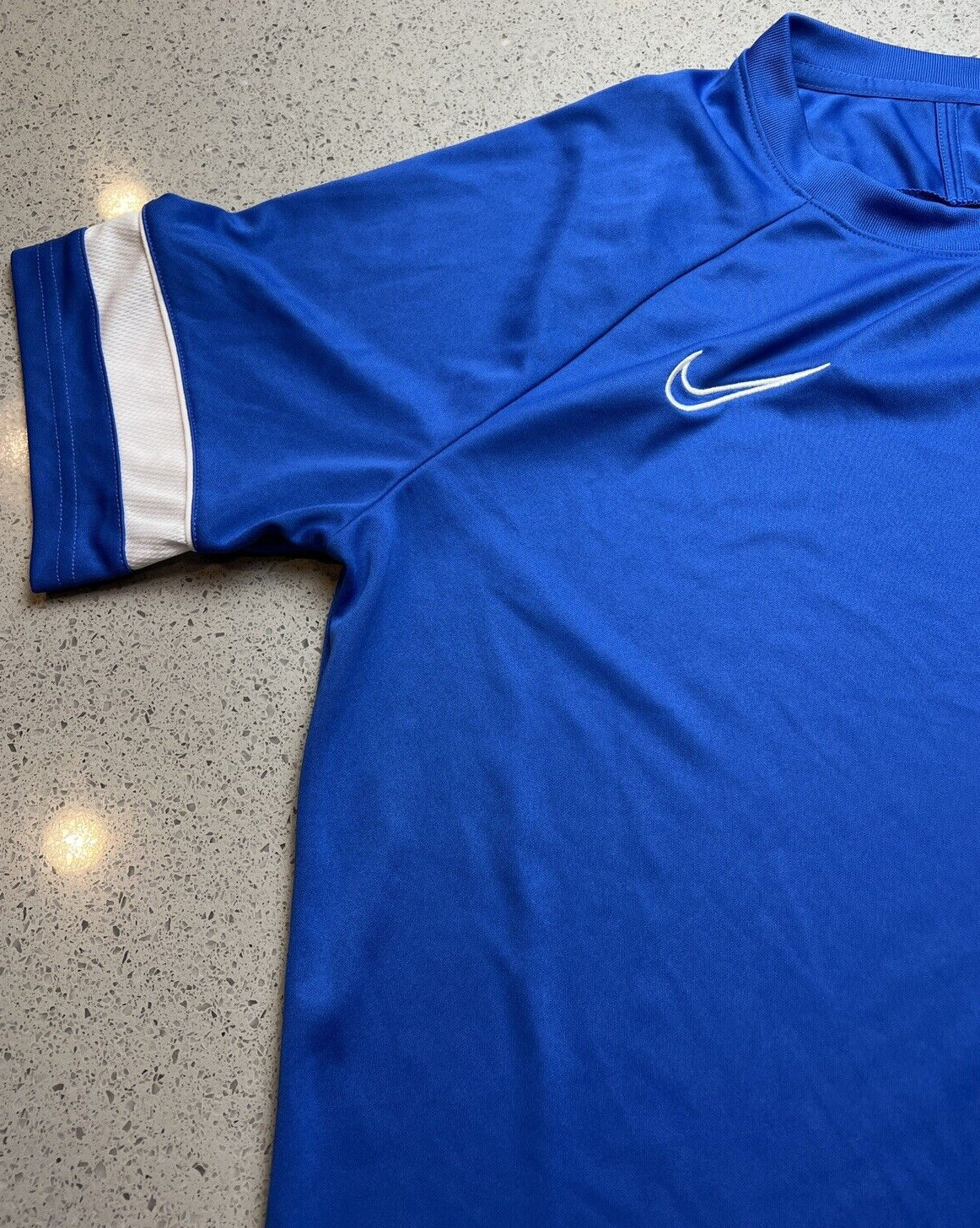 NIKE BLUE EMBROIDERED SWOOSH DRI-FIT T SHIRT SZ L
