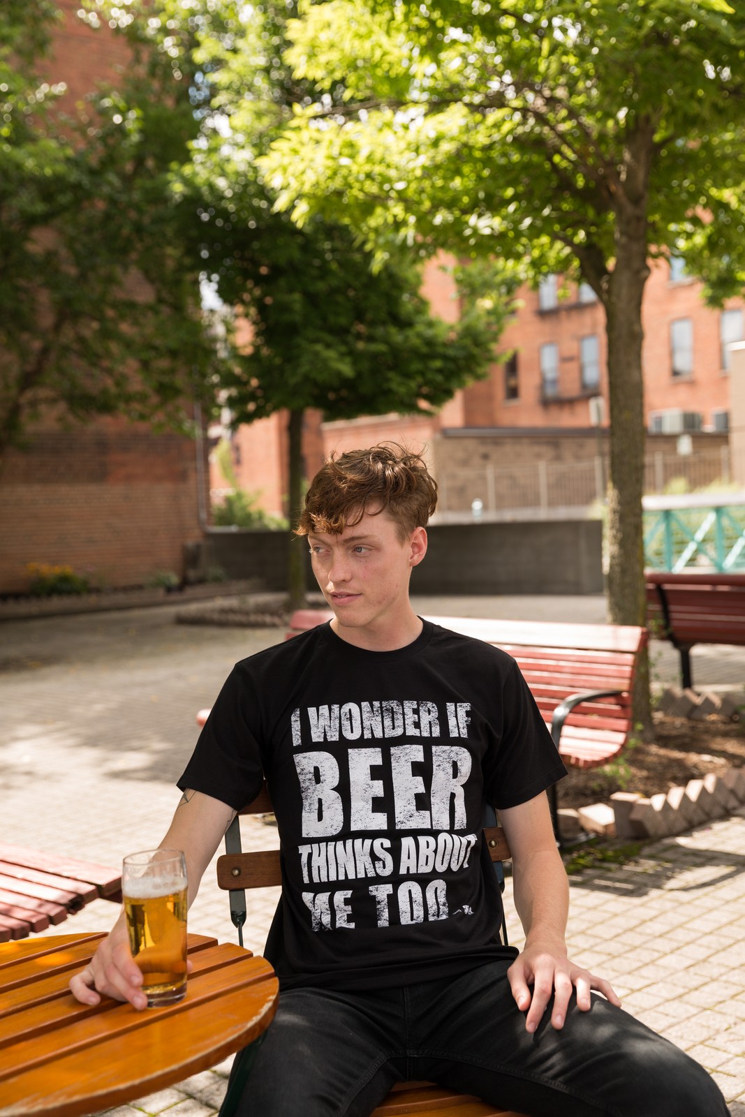 Mens I Wonder If Beer Thinks About Me Too Funny Sarcastic Drinking Tee