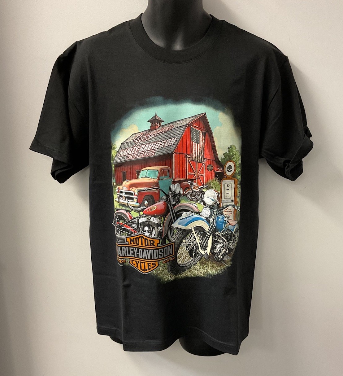 Harley Davidson Men’s Farm Scene Short Sleeve T-Shirt Black 3003182