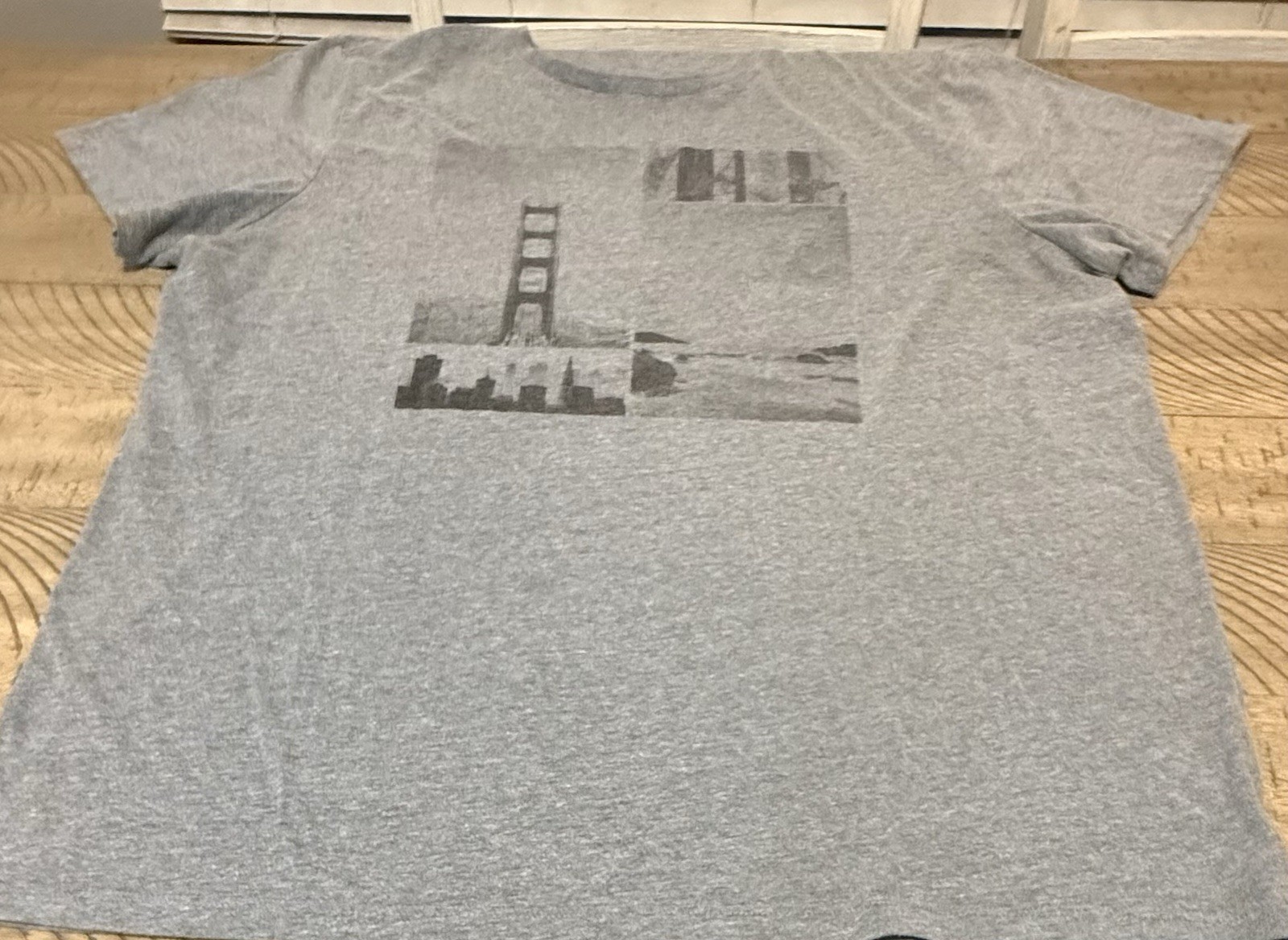 Men’s Old Navy Golden Gate Bridge Cotton/Poly Tee XXL Regular