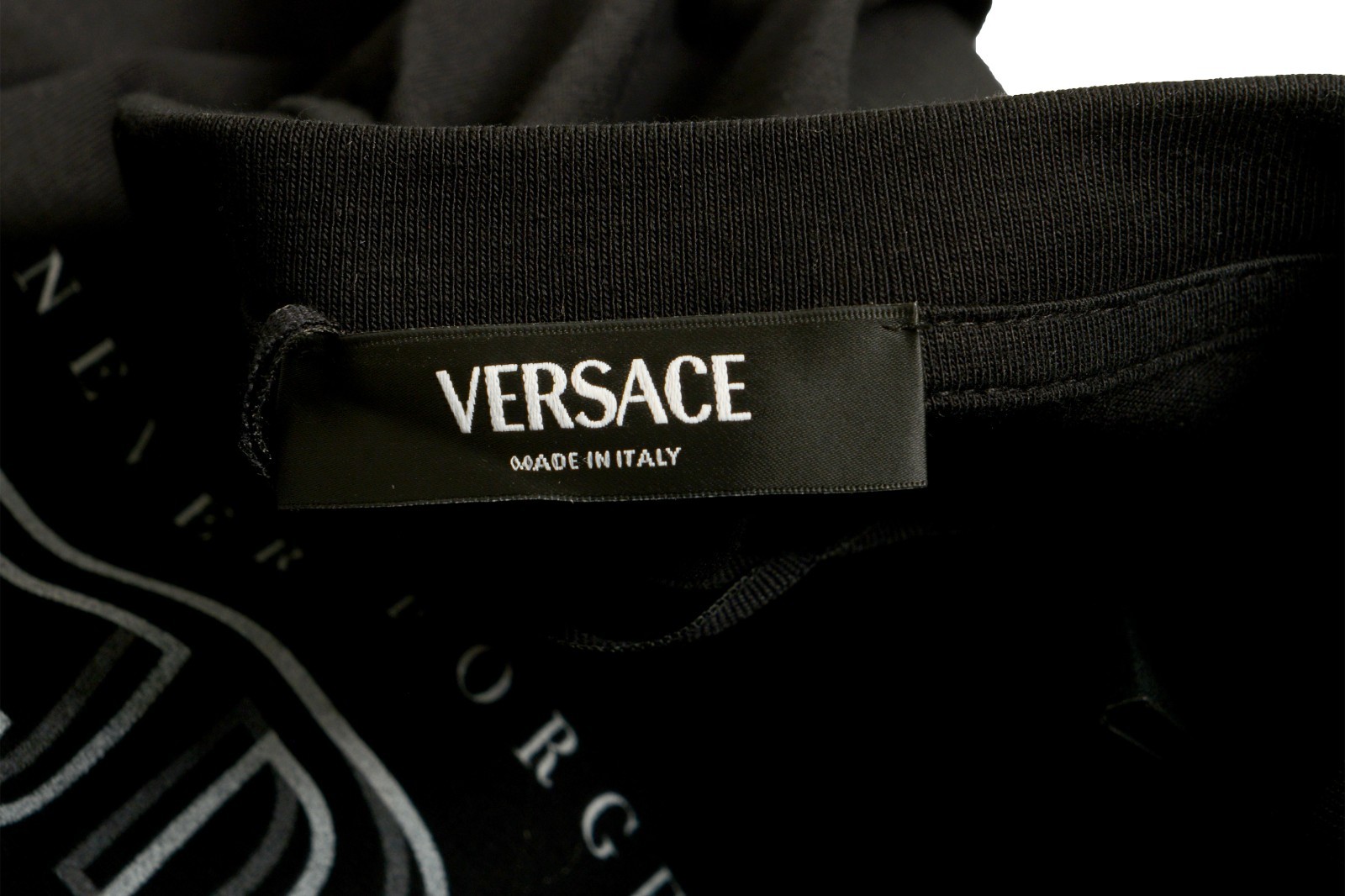 Versace Men’s “Bold & Loud” Print Crewneck Short Sleeve T-Shirt US 2XL IT 56