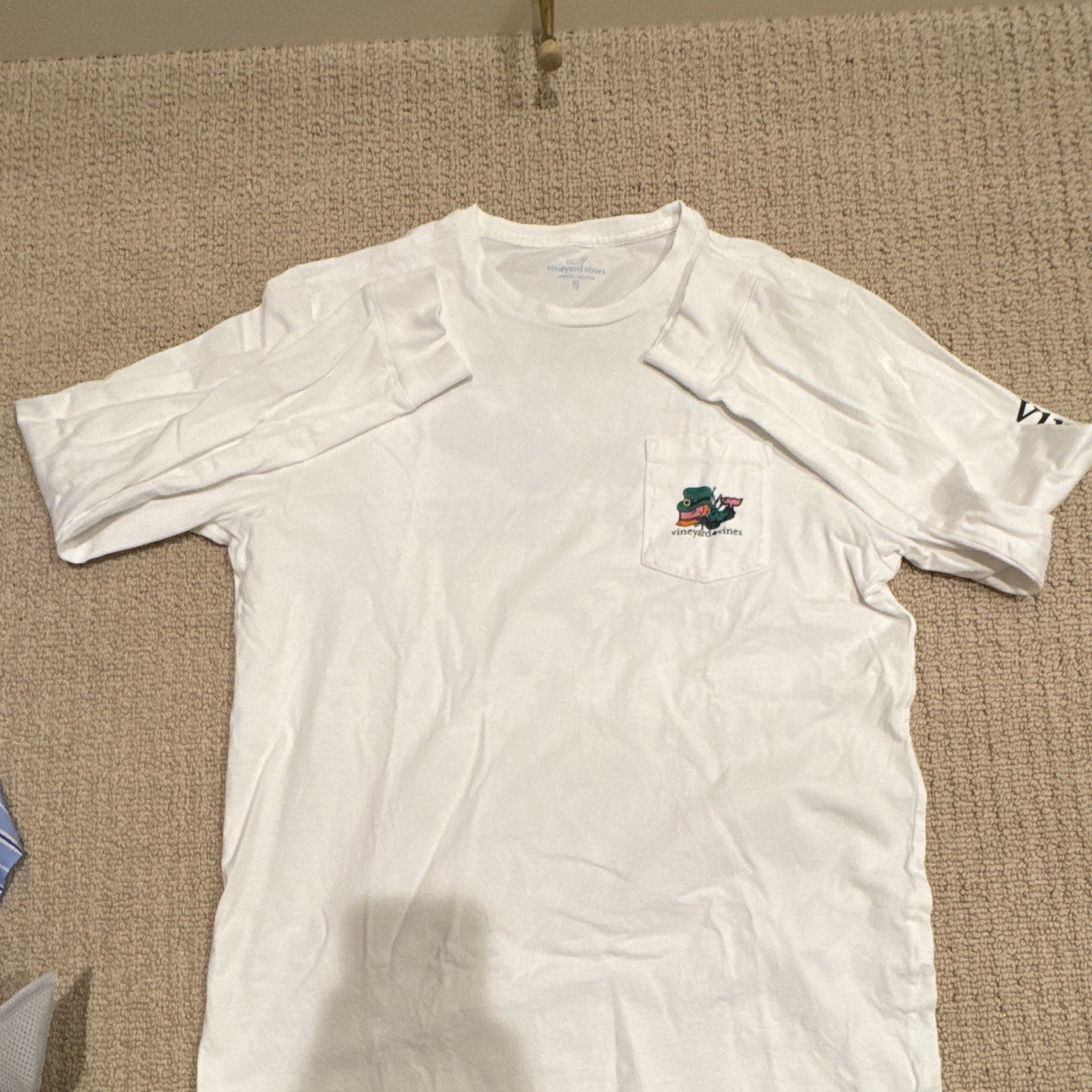 Vineyard Vines Kids XL White Long Sleeve Pocket Whale St. Patrick’s Tee