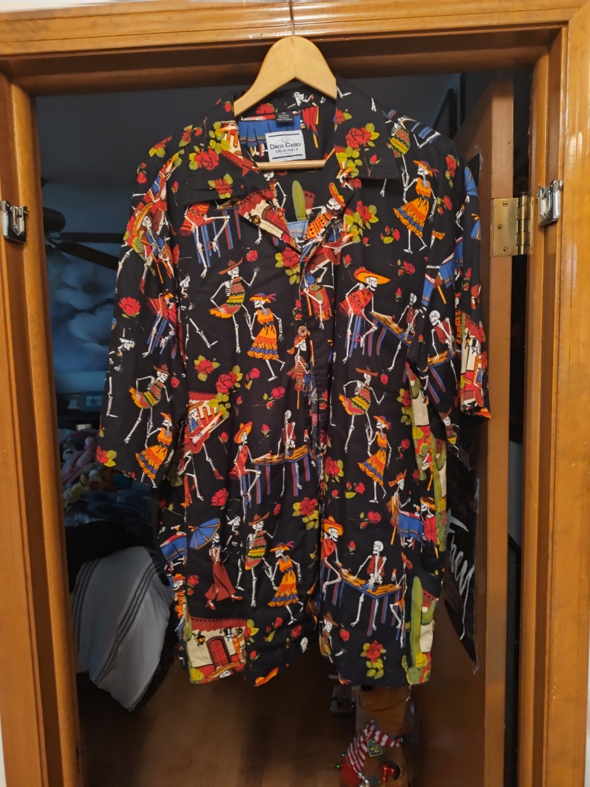 Vintage David Carey Dia de Los Muertos mens shirt.