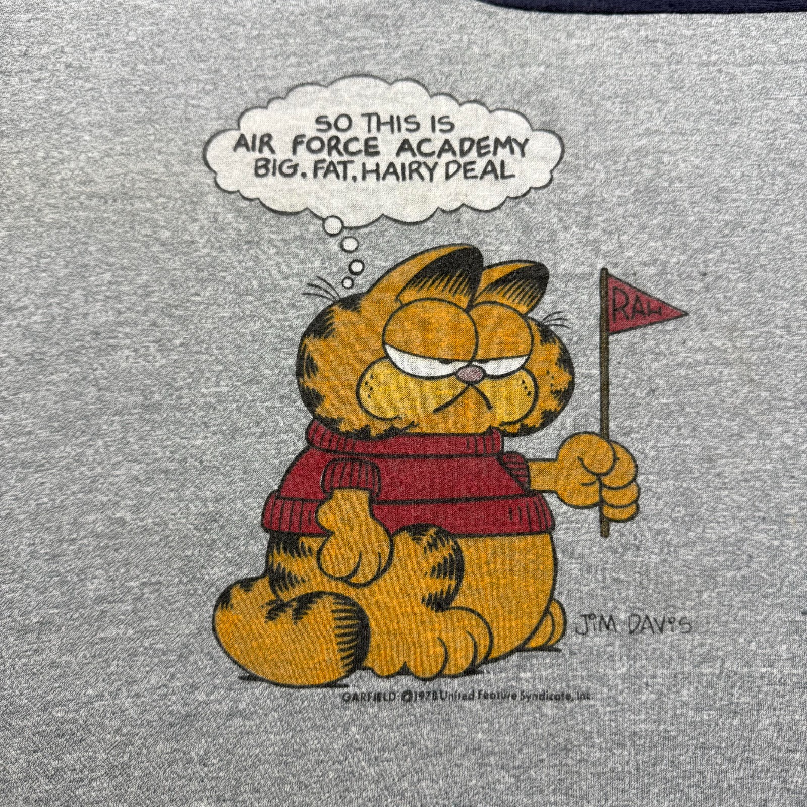 Vintage 1978 Garfield Air Force Academy Cartoon Colorblock V-Neck T-Shirt Medium