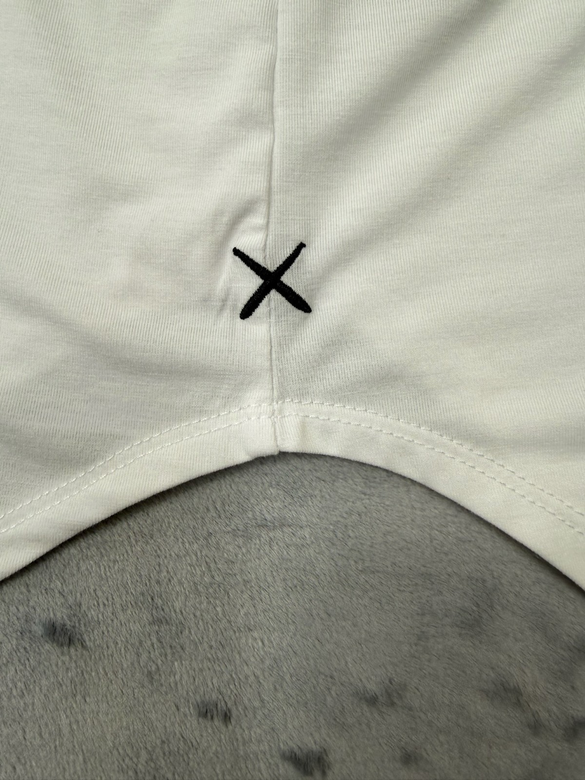 Cuts Clothing Elongated Henley T-Shirt Men’s XXl White