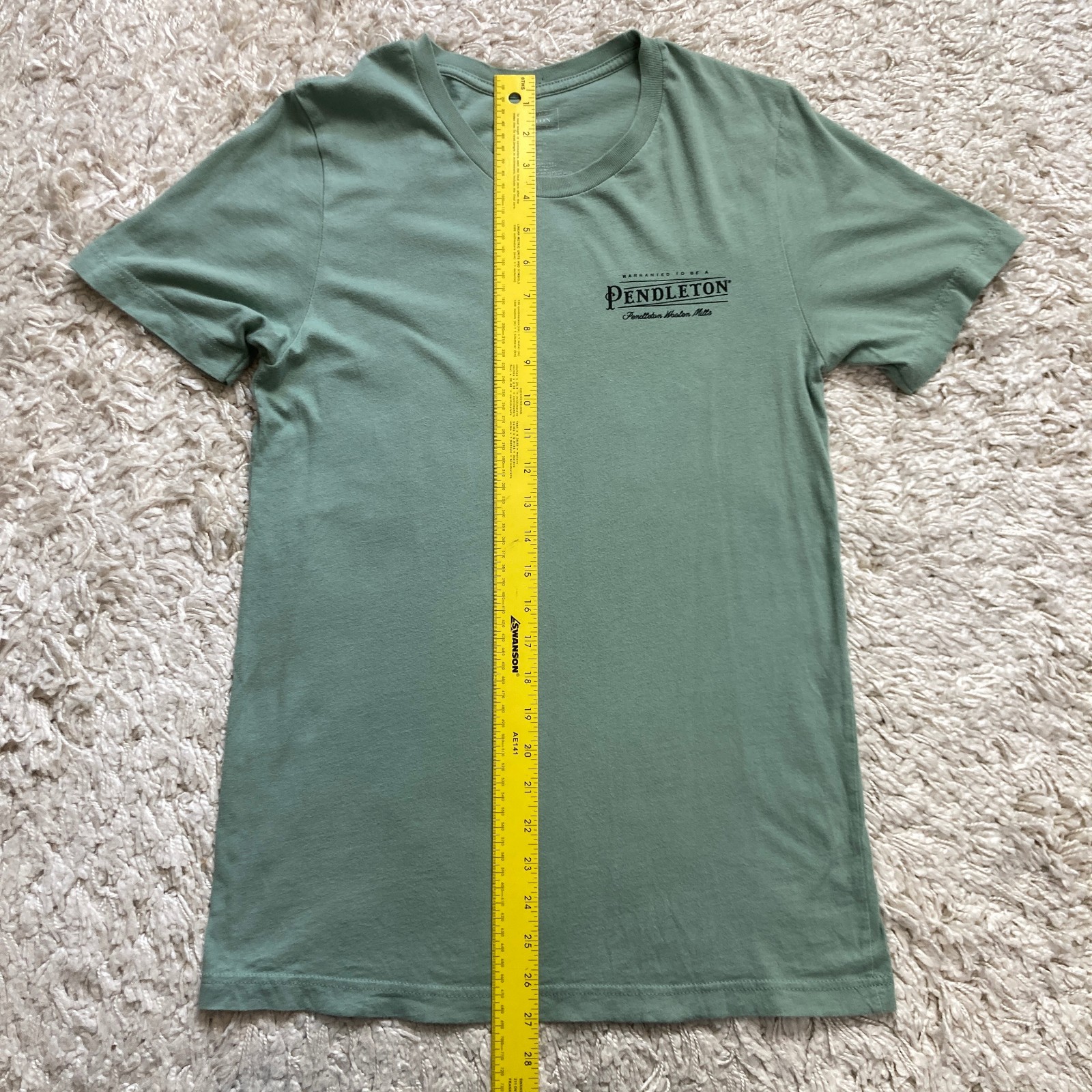 Pendleton Shirt Mens Small Green Vintage Logo Graphic Tee Woolen Mills