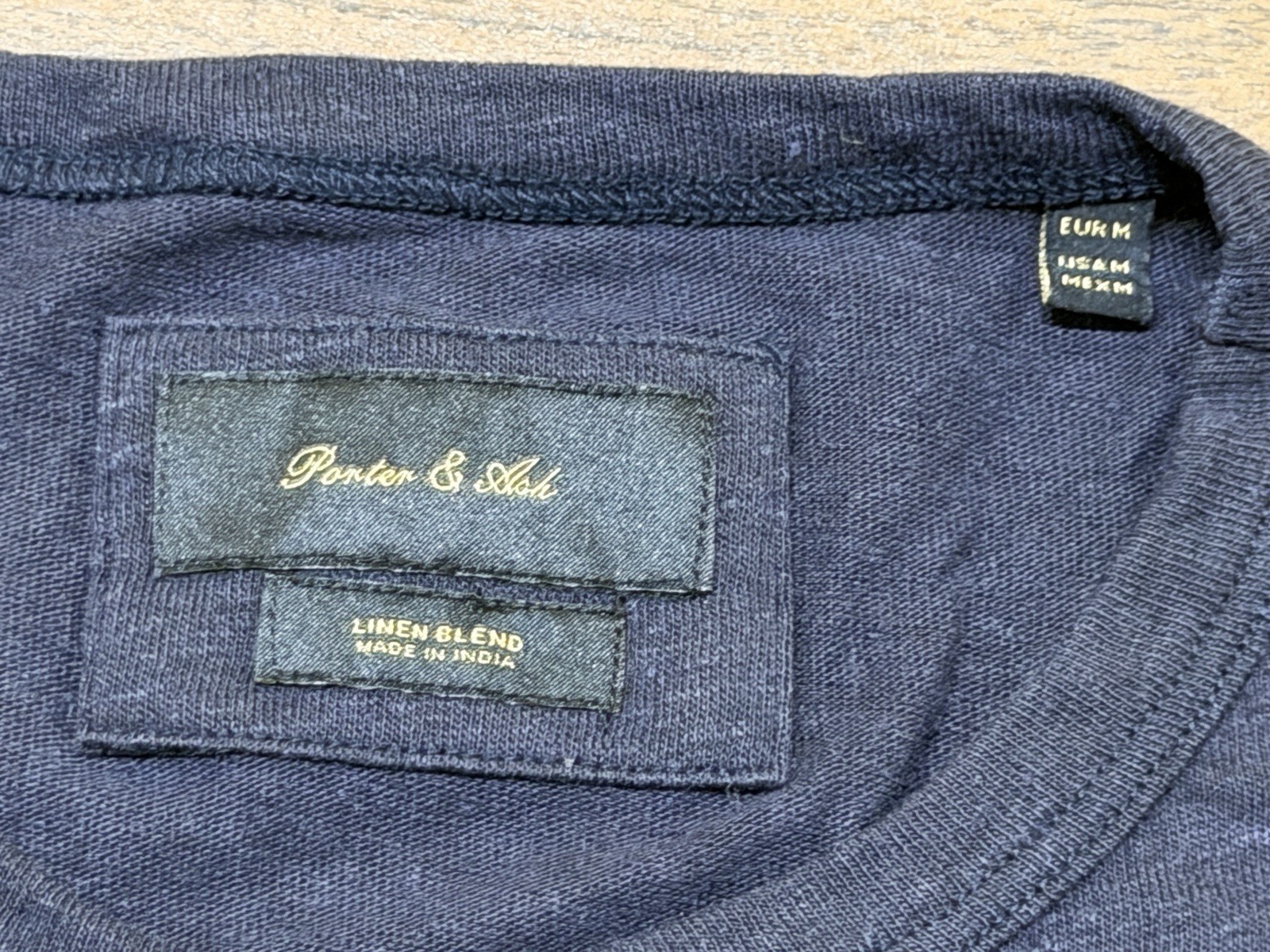Porter & Ash Men’s Linen Blend Navy Blue T-Shirt – Medium