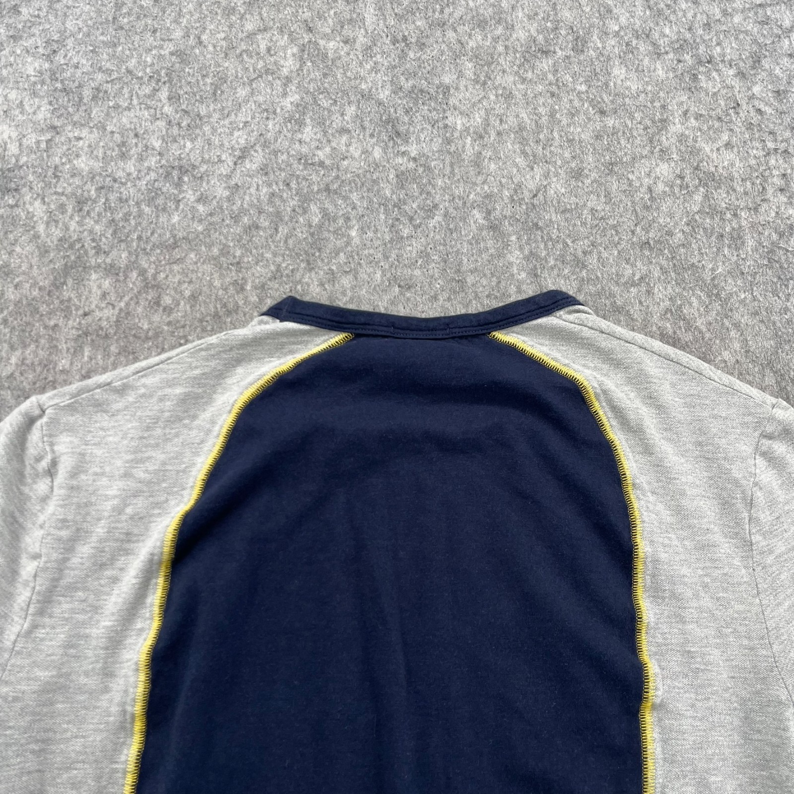 Vintage Y2K D&G Dolce & Gabbana Mens T Shirt Gray Blue Graphic Logo Size XS