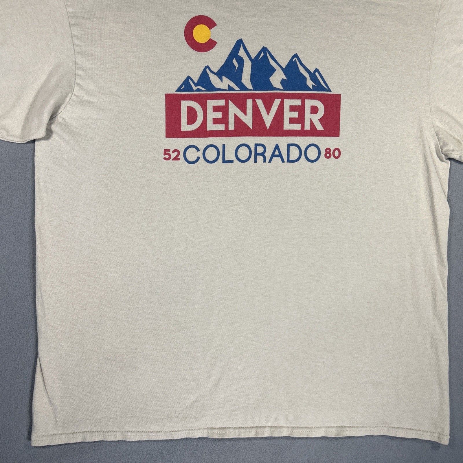 Denver Colorado 5280 Mens T-Shirt Size XL Off-White Short Sleeve